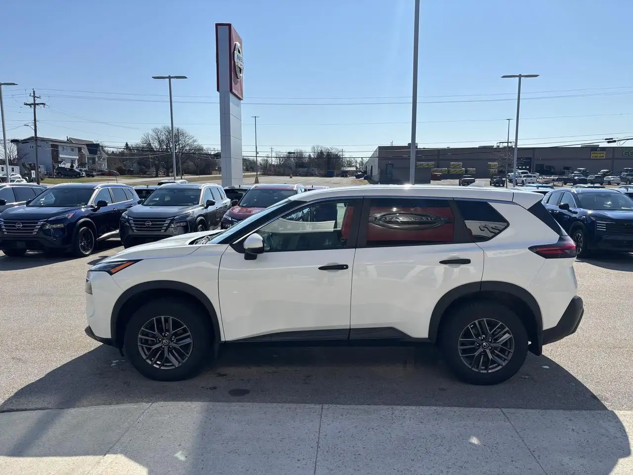 Nissan Rogue снимка Nissan Rogue