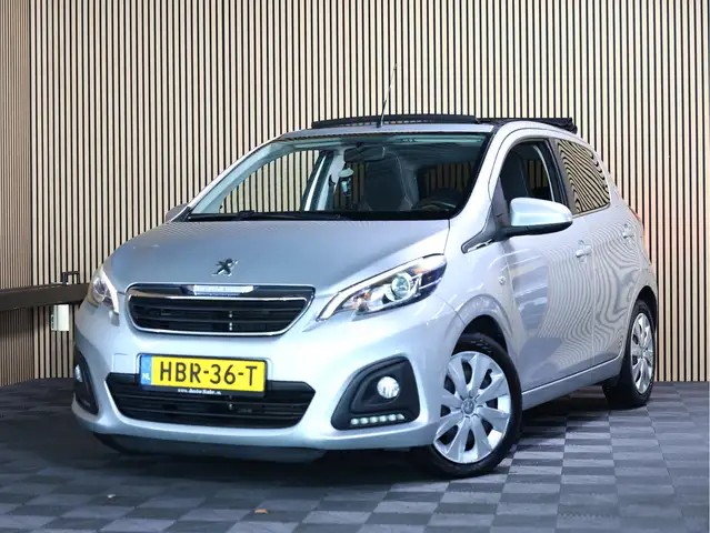 Peugeot 108 1.2 Puretech Allure CABRIO TOP NAVIGATIE CARPLAY A