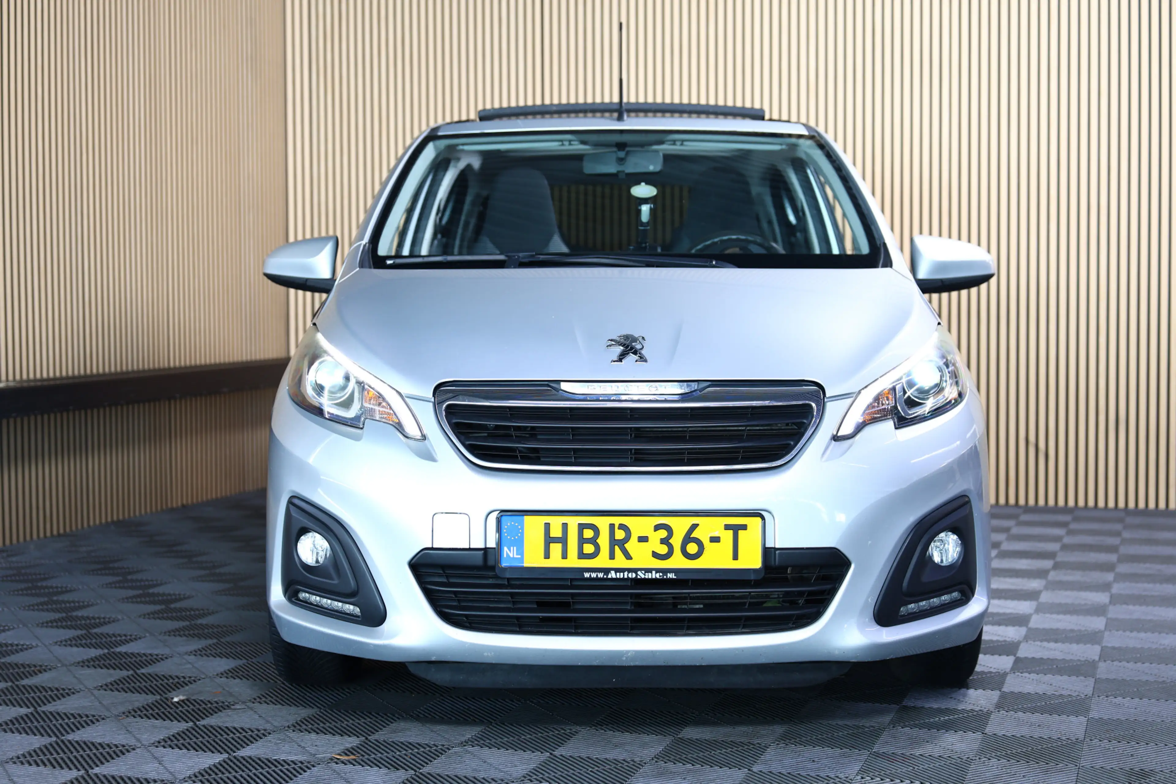 Peugeot 108 1.2 Puretech Allure CABRIOTOP AIRCO CARPLAY CAMERA — photo 6