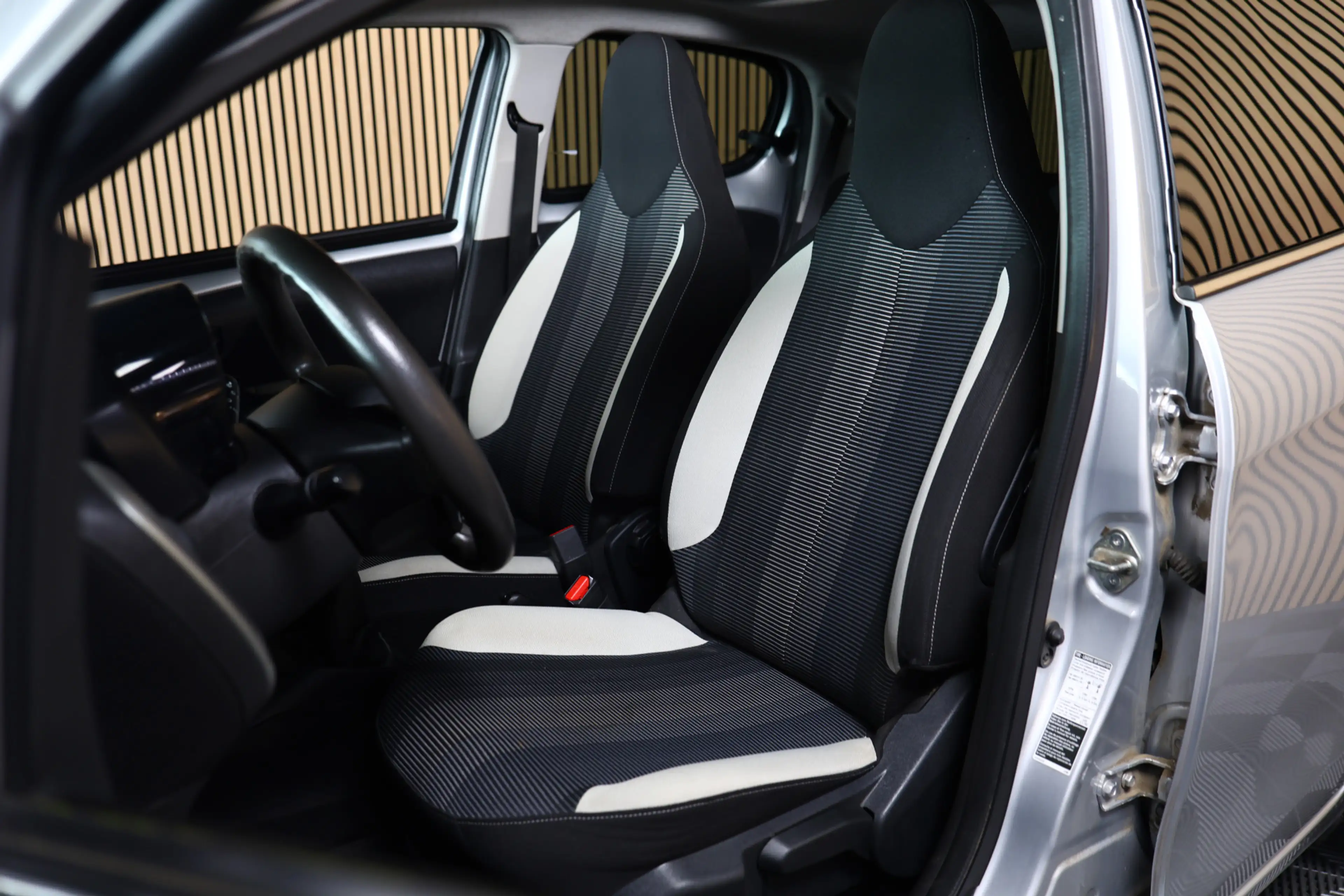 Peugeot 108 1.2 Puretech Allure CABRIOTOP AIRCO CARPLAY CAMERA — photo 15
