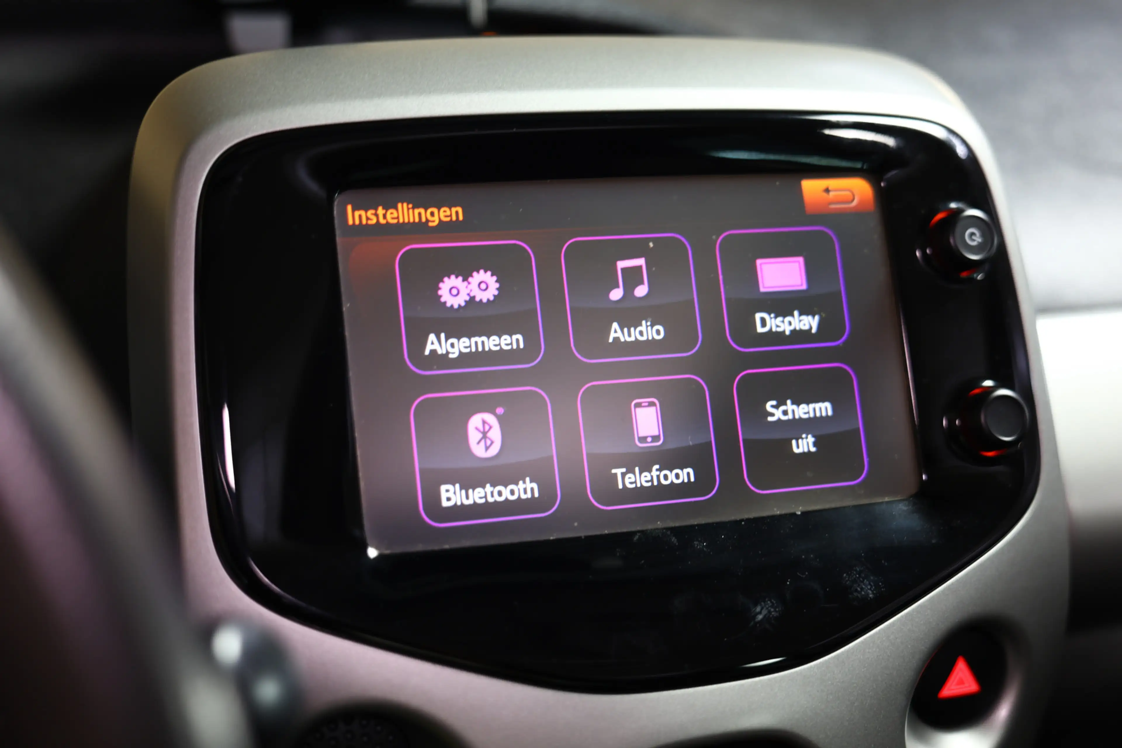 Peugeot 108 1.2 Puretech Allure CABRIOTOP AIRCO CARPLAY CAMERA — photo 22