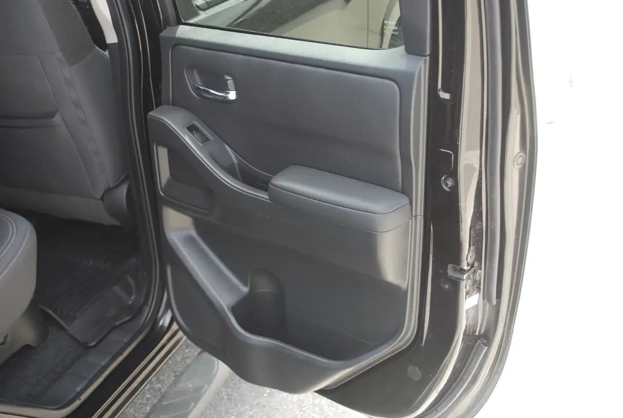 Nissan Frontier fotografie Nissan Frontier