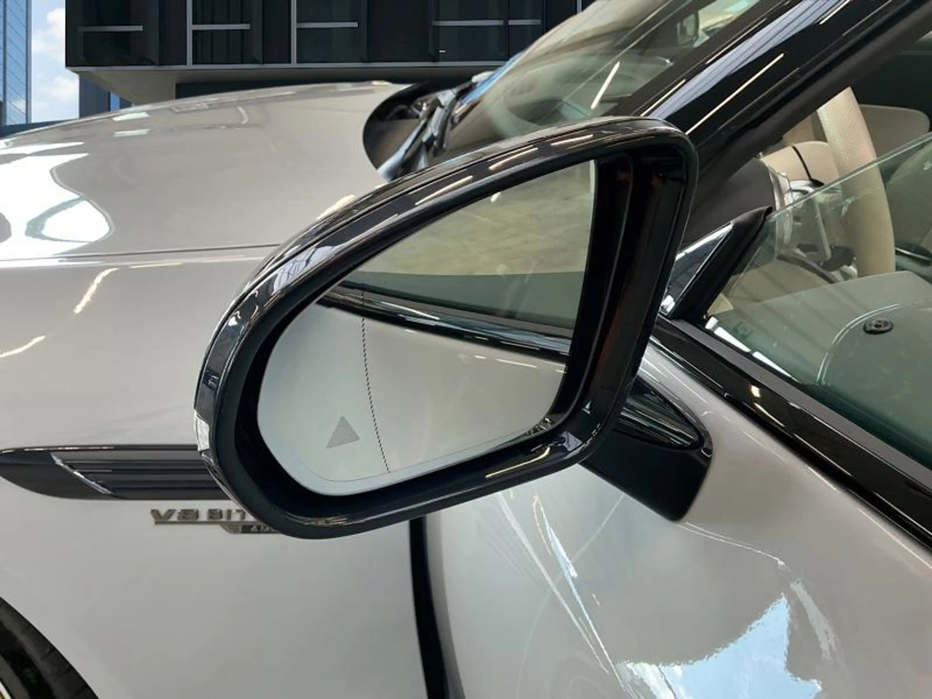 Mercedes-Benz SL 63 AMG 4MATIC+ — photo 10