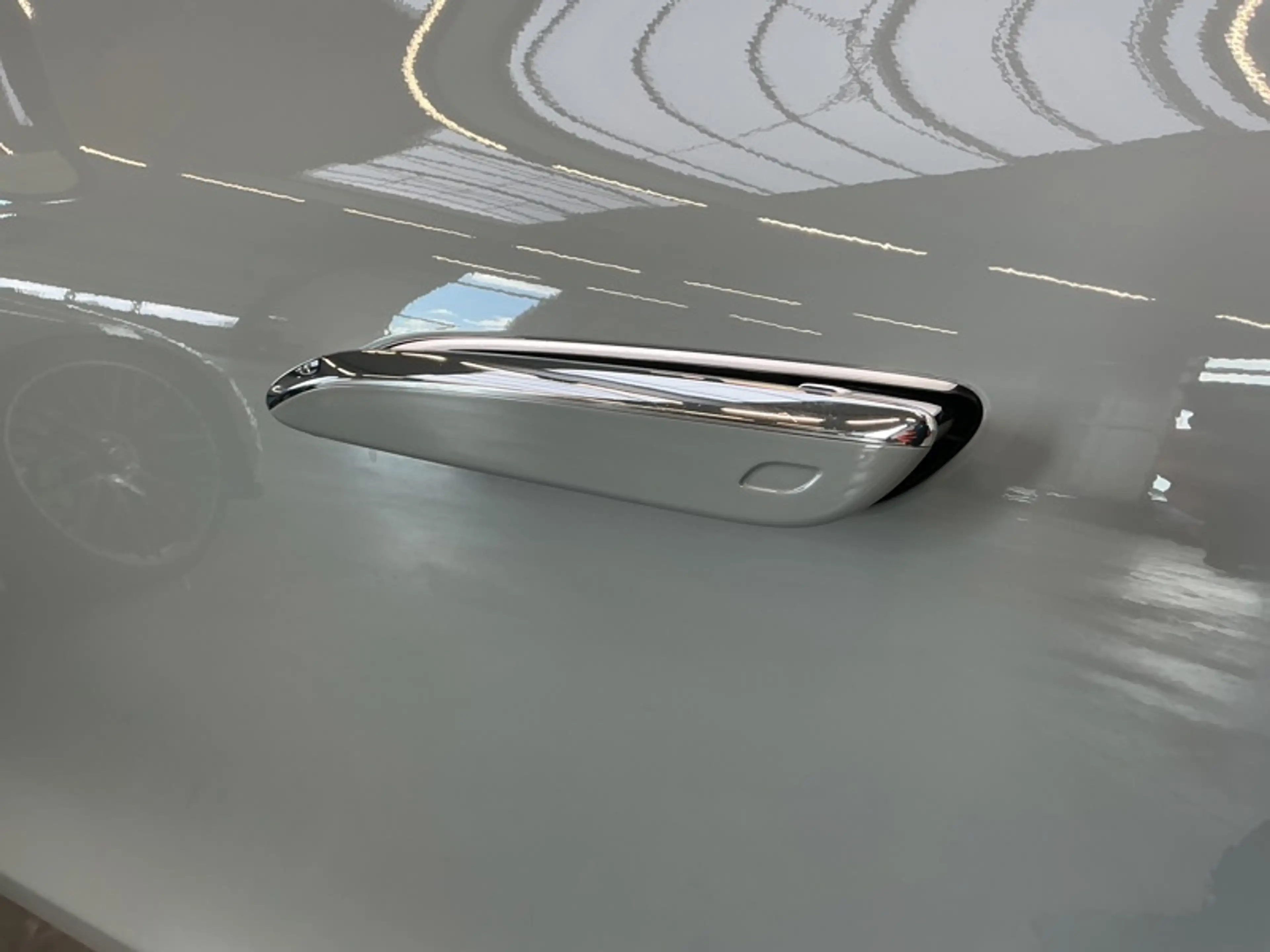 Mercedes-Benz SL 63 AMG 4MATIC+ — photo 11