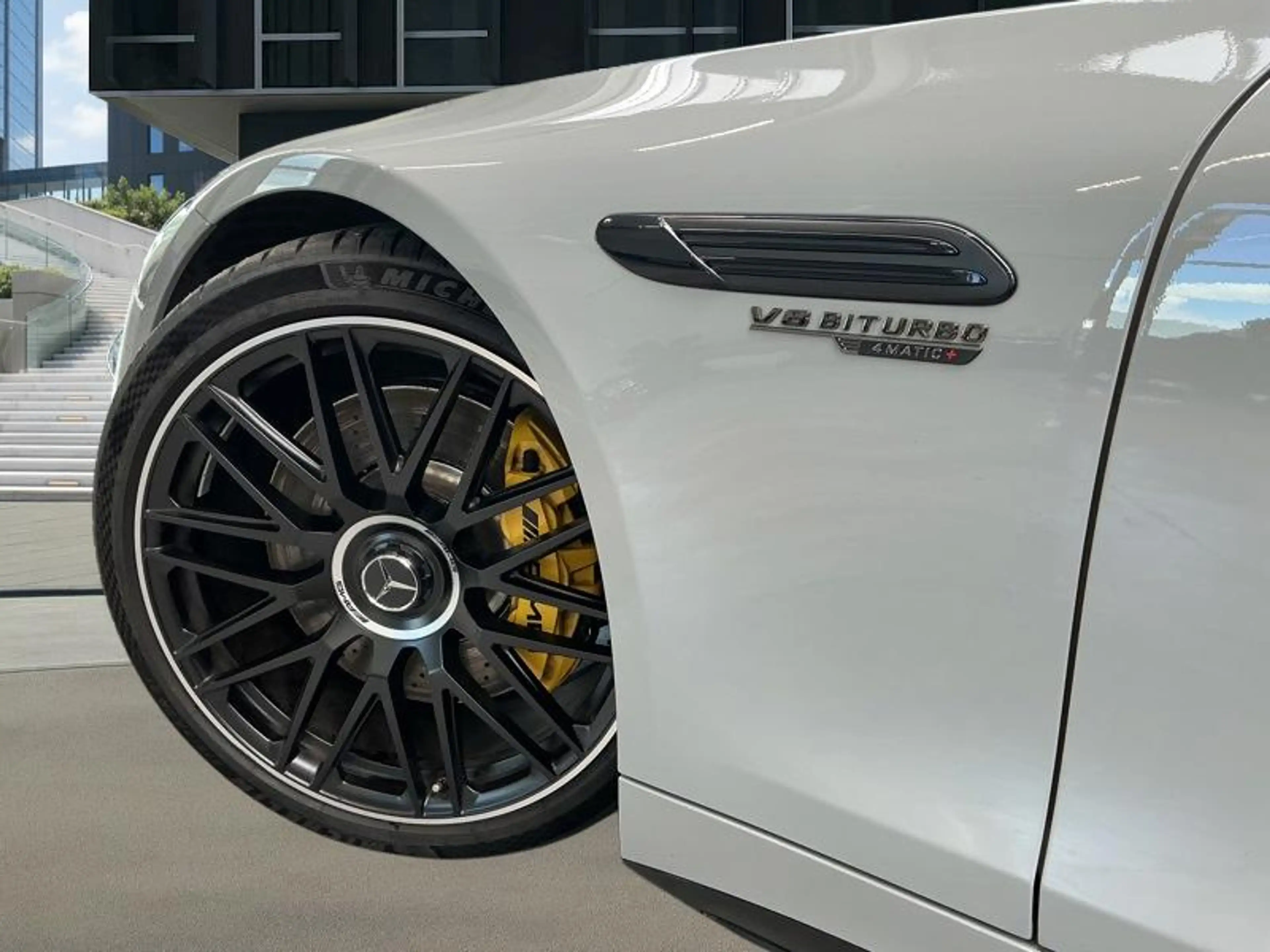 Mercedes-Benz SL 63 AMG 4MATIC+ — photo 7