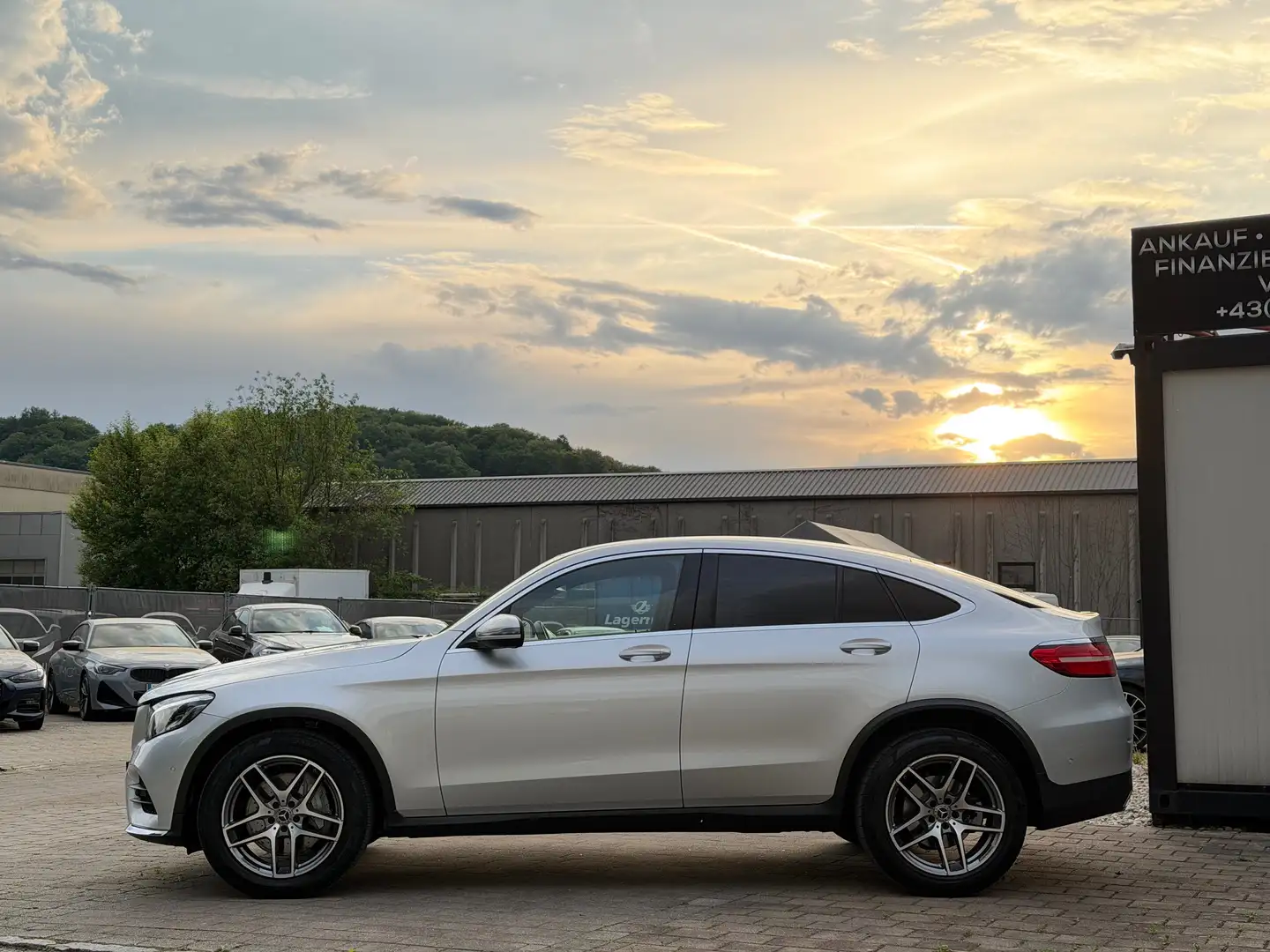 Mercedes-Benz GLC 220 d Coupe AMG-LINE 4Matic Finanzierung möglich Grau - 2