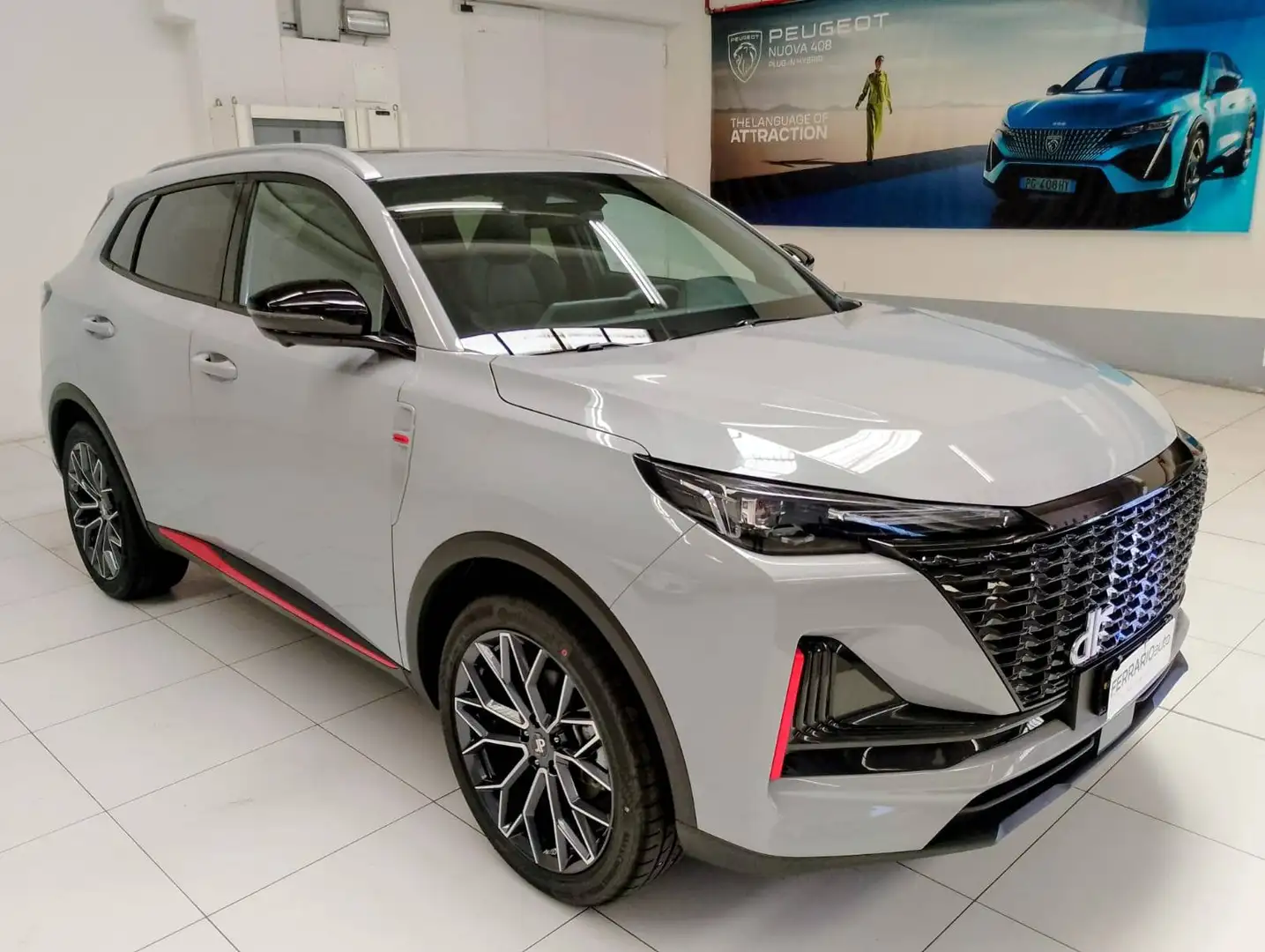 DR Automobiles DR6 STILNOVO T-GDI BENZINA/GPL 178 CV Grau - 2