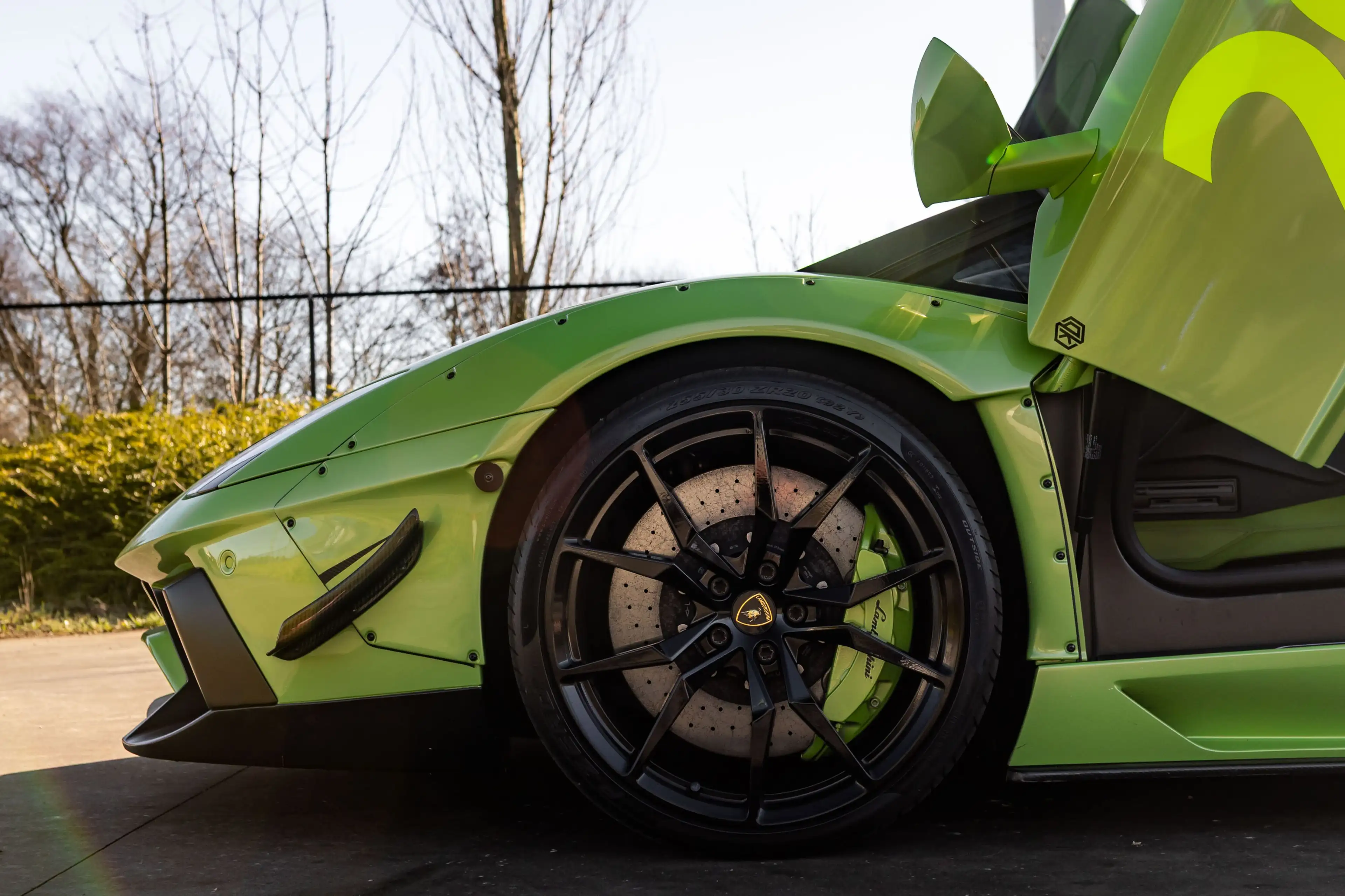 Lamborghini Aventador Roadster V12 LP700-4 Liberty Walk — photo 12