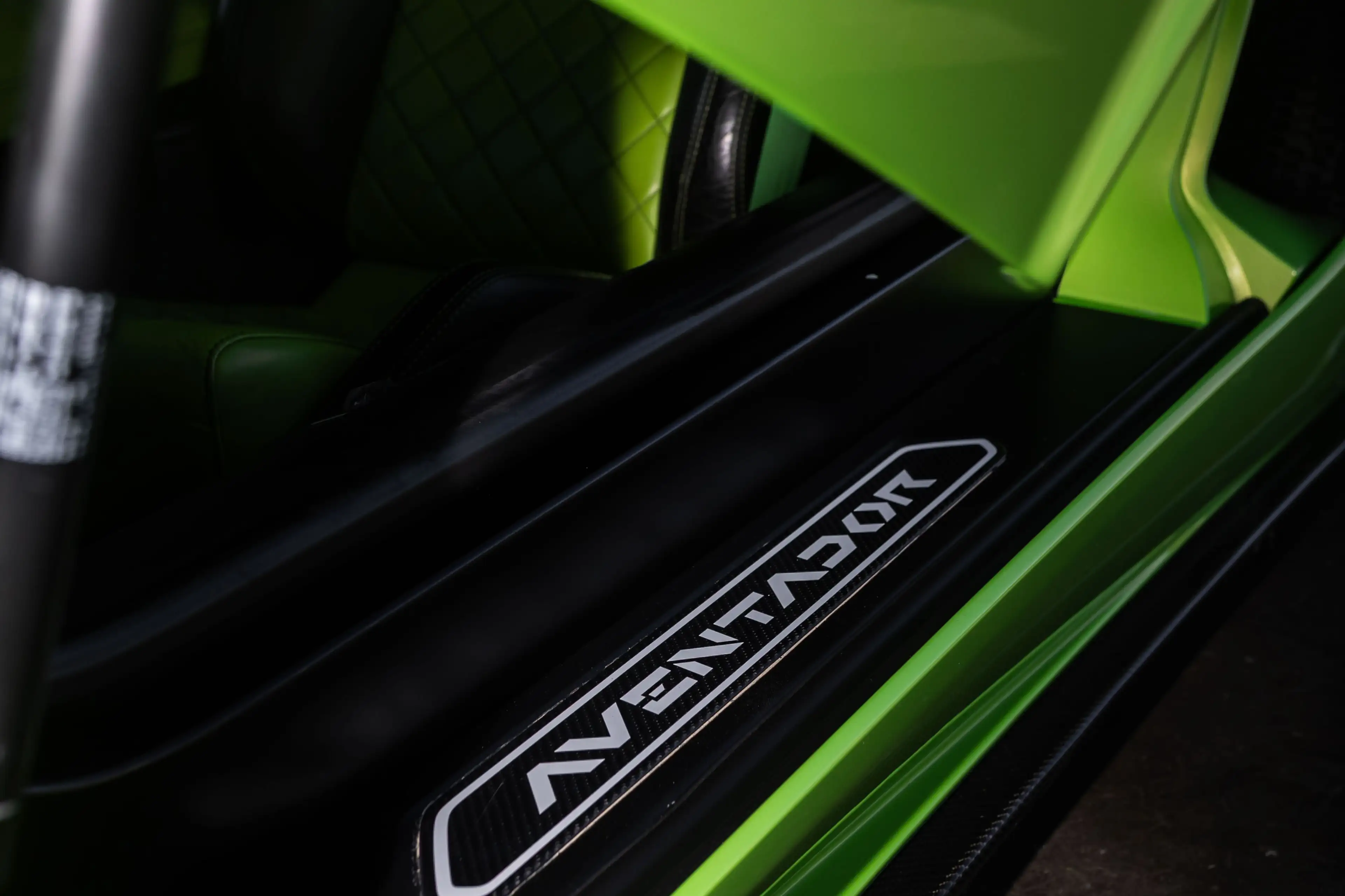 Lamborghini Aventador Roadster V12 LP700-4 Liberty Walk — photo 15