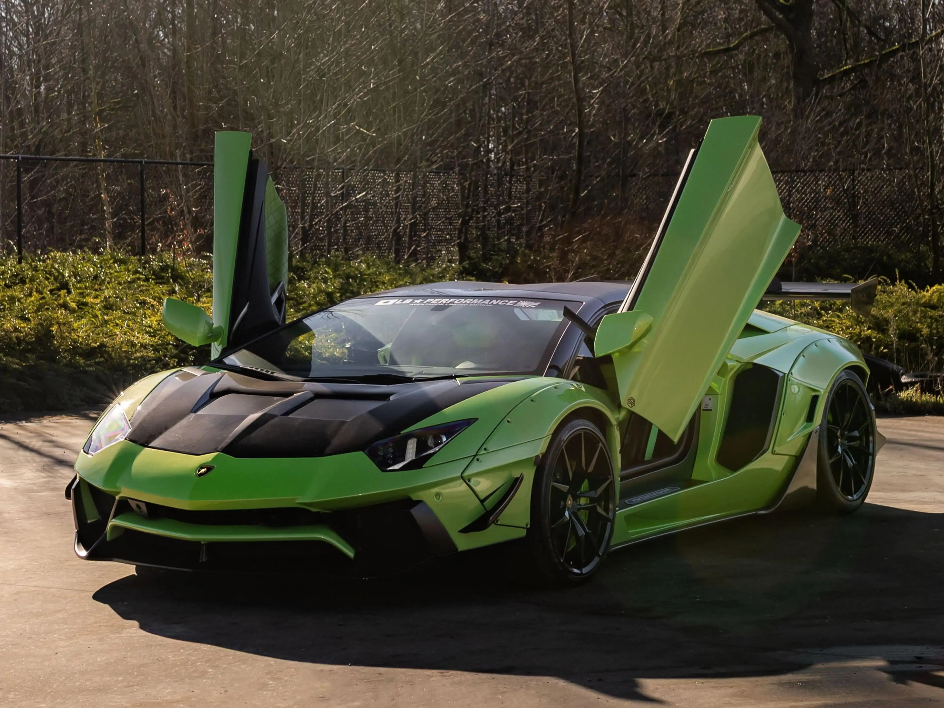 Lamborghini Aventador Roadster V12 LP700-4 Liberty Walk
