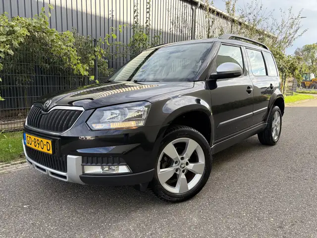 Skoda Yeti Outdoor 1.2 TSI Ambition / CRUISE / AIRCO / 75dkm!