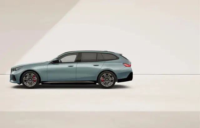 BMW I5 view 11