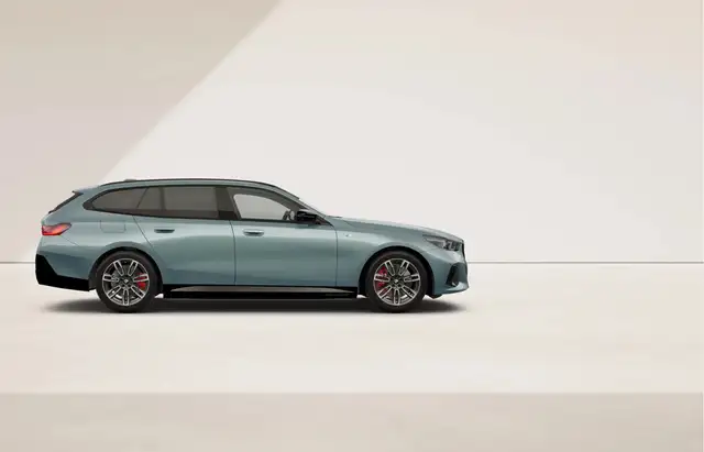 BMW I5 view 8
