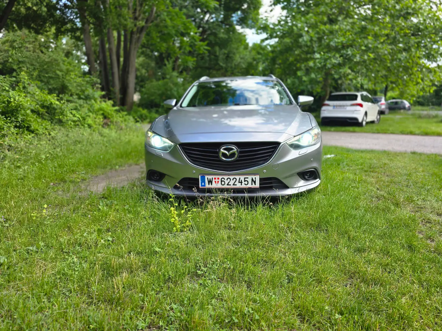 Mazda 6 Mazda 6 Sport Combi CD150 Revolution Revolution Grau - 2