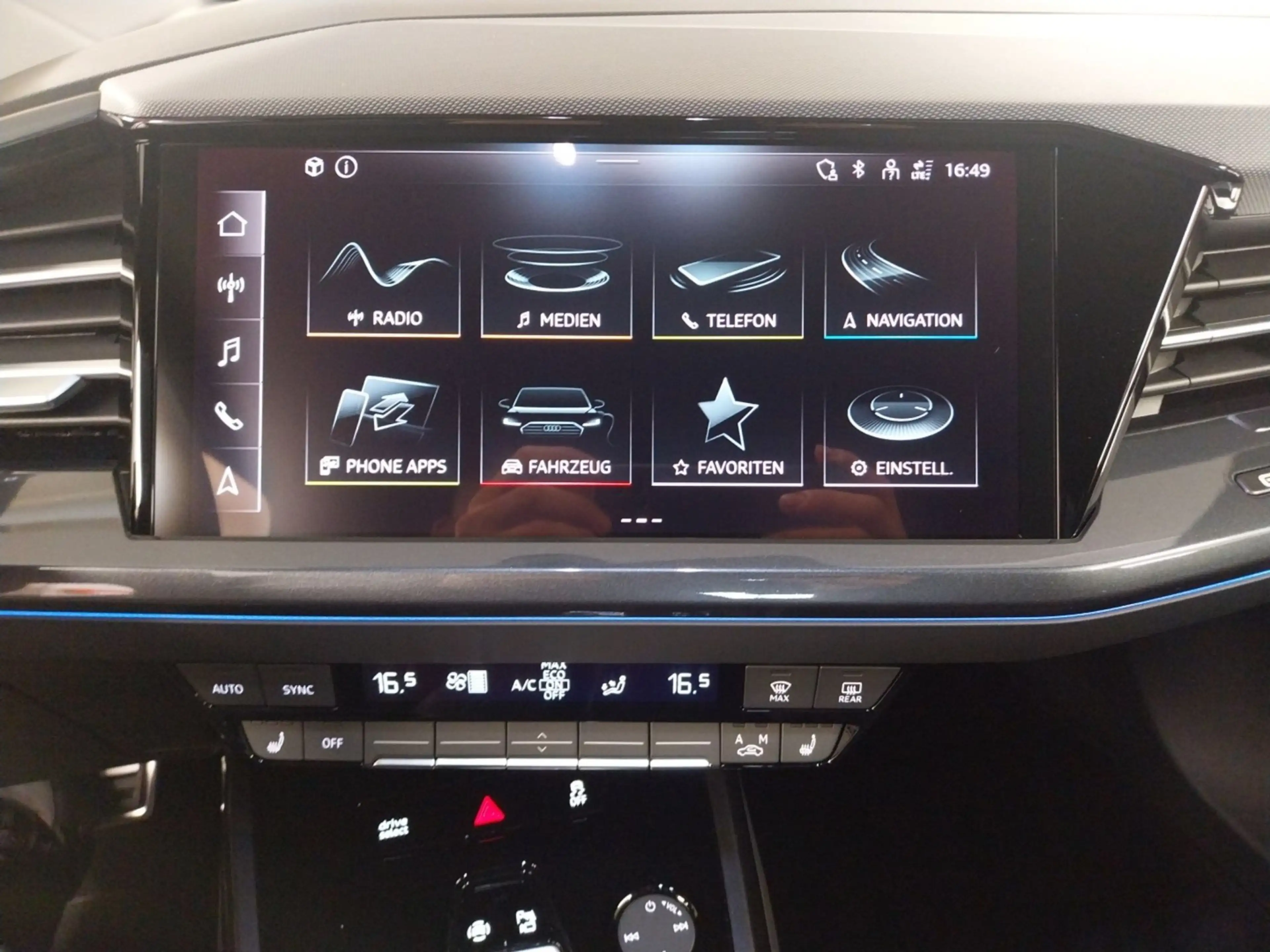 Audi Q4 e-tron Q4 55 e-tron Panoramadach*Anhängerkupplung*Head up — photo 9