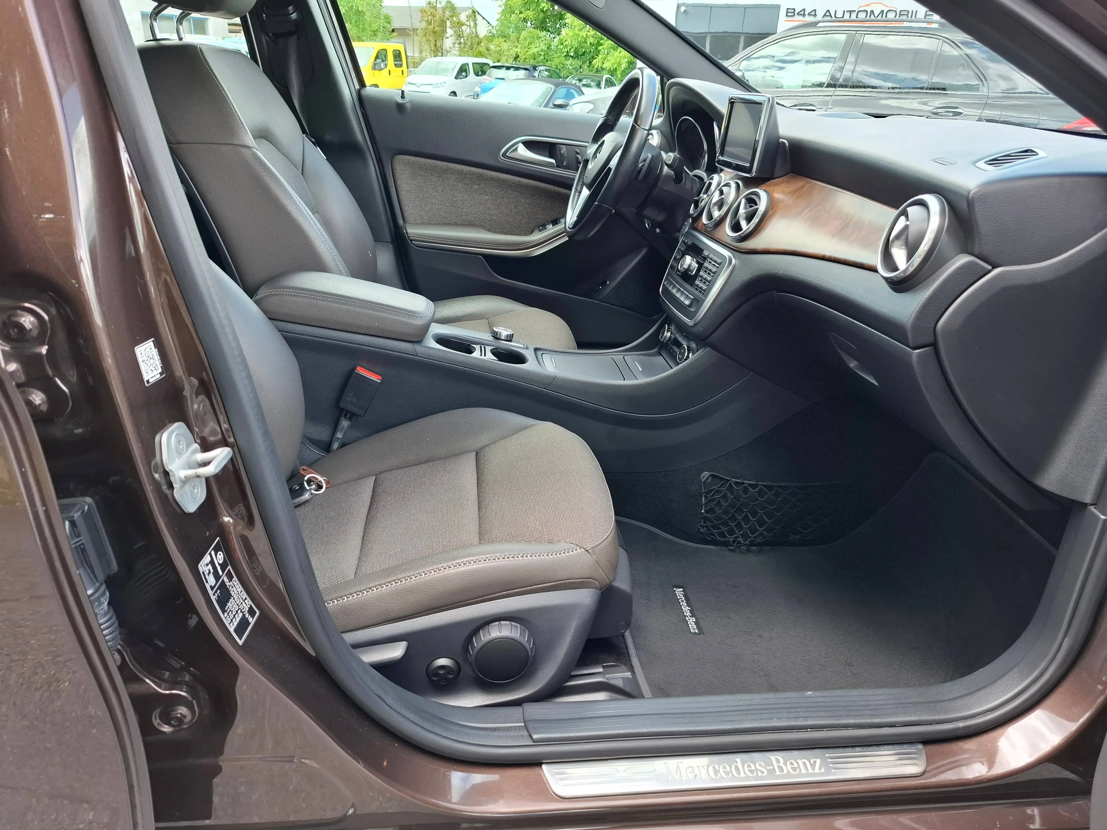 Mercedes-Benz GLA 220 GLA 220 CDI / d (156.903) — photo 10