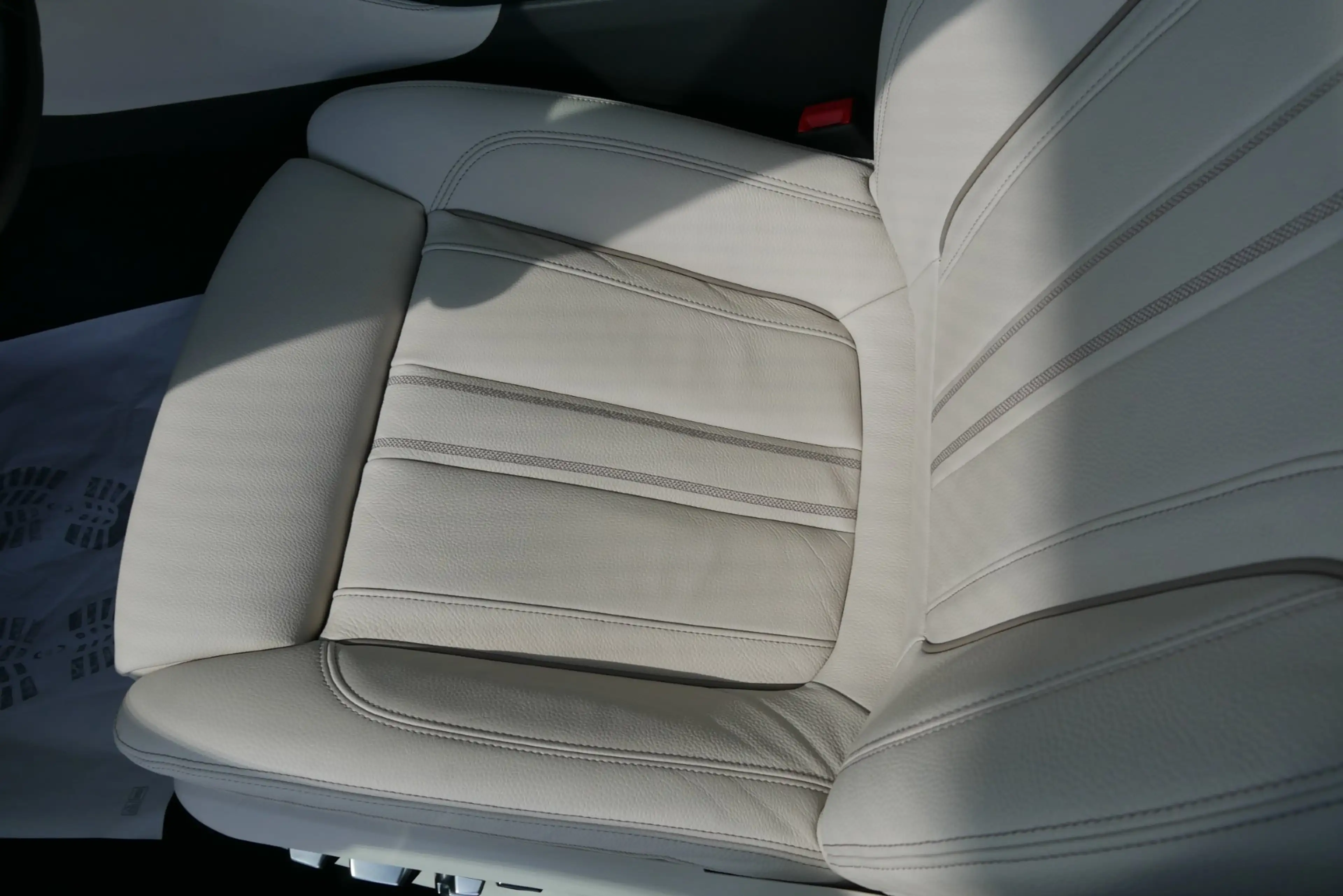 BMW 545 e xDrive *M-Paket/AHK/Komfortsitz/Head-Up/360°/Wärmepaket/DA-Prof./Adapt. LED/Lenkradhzg.* — photo 11