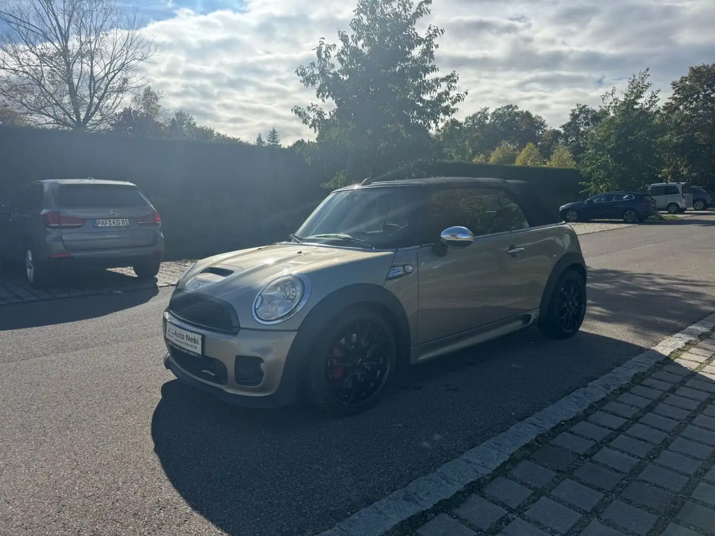 MINI John Cooper Works Cabrio *Navi*Motor Neu*8 Fachbr Argintiu - 1