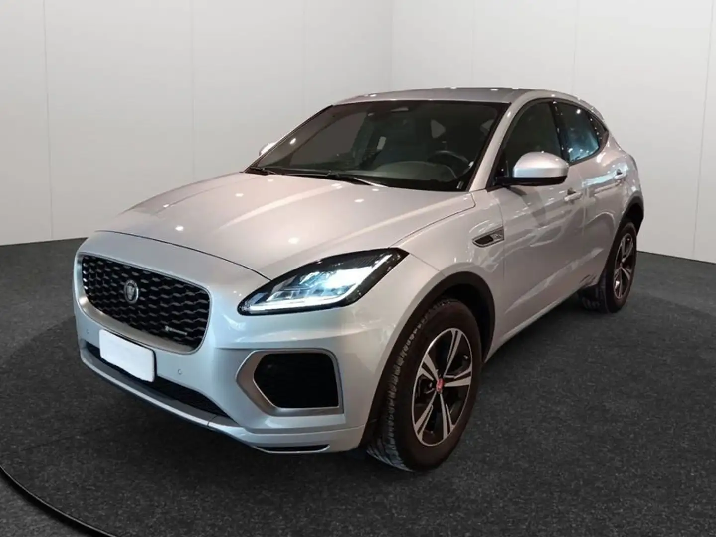 Jaguar E-Pace 2021 2.0d i4 mhev R-Dynamic S awd 163cv auto Ezüst - 1