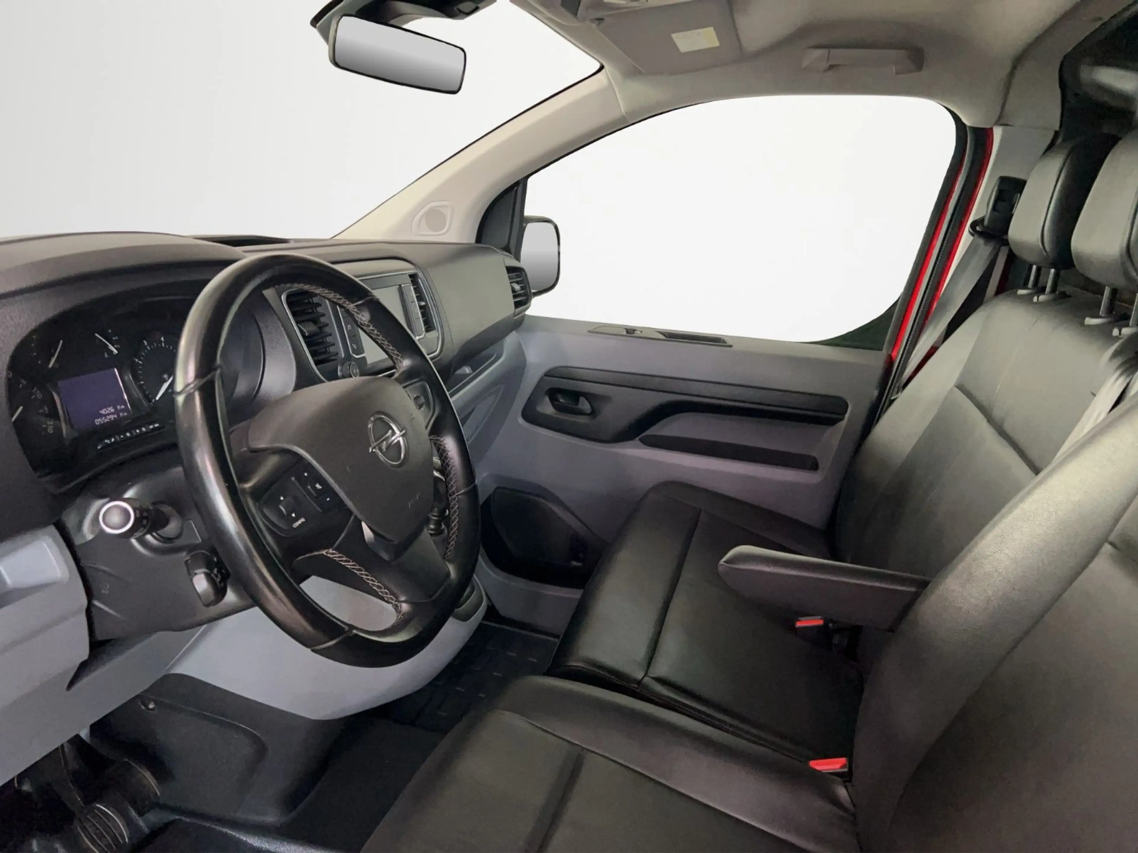 Opel Vivaro Cargo M Edition Holzboden+AHK+SHZ+Navi — photo 9