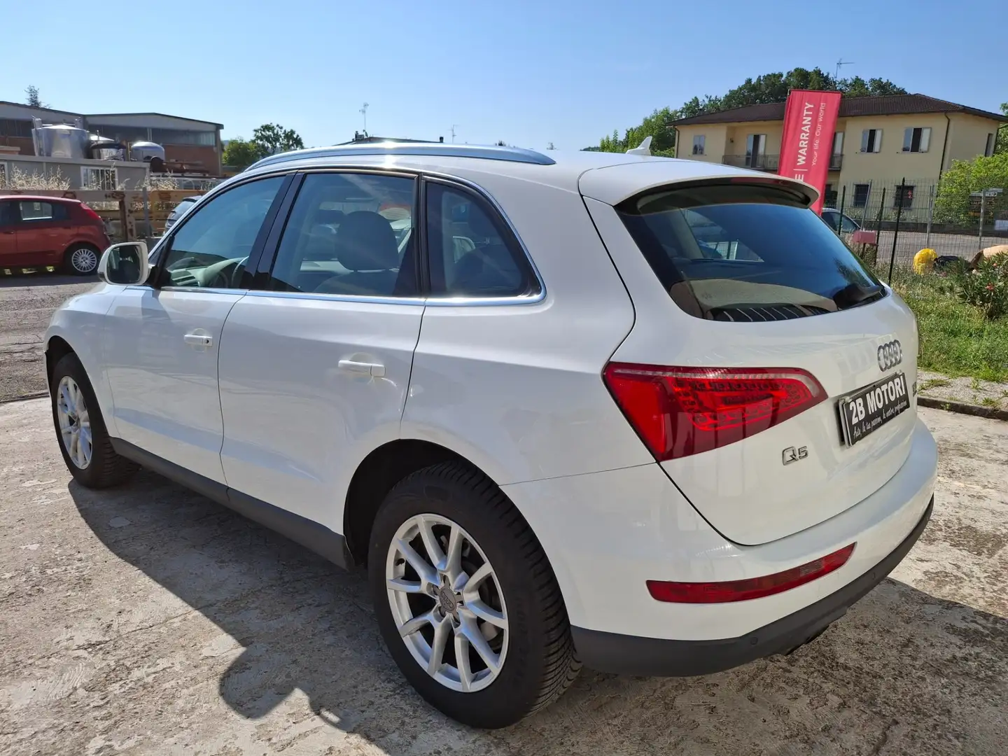 Audi Q5 2.0 TDI 143 CV quattro Advanced Plus Bianco - 2