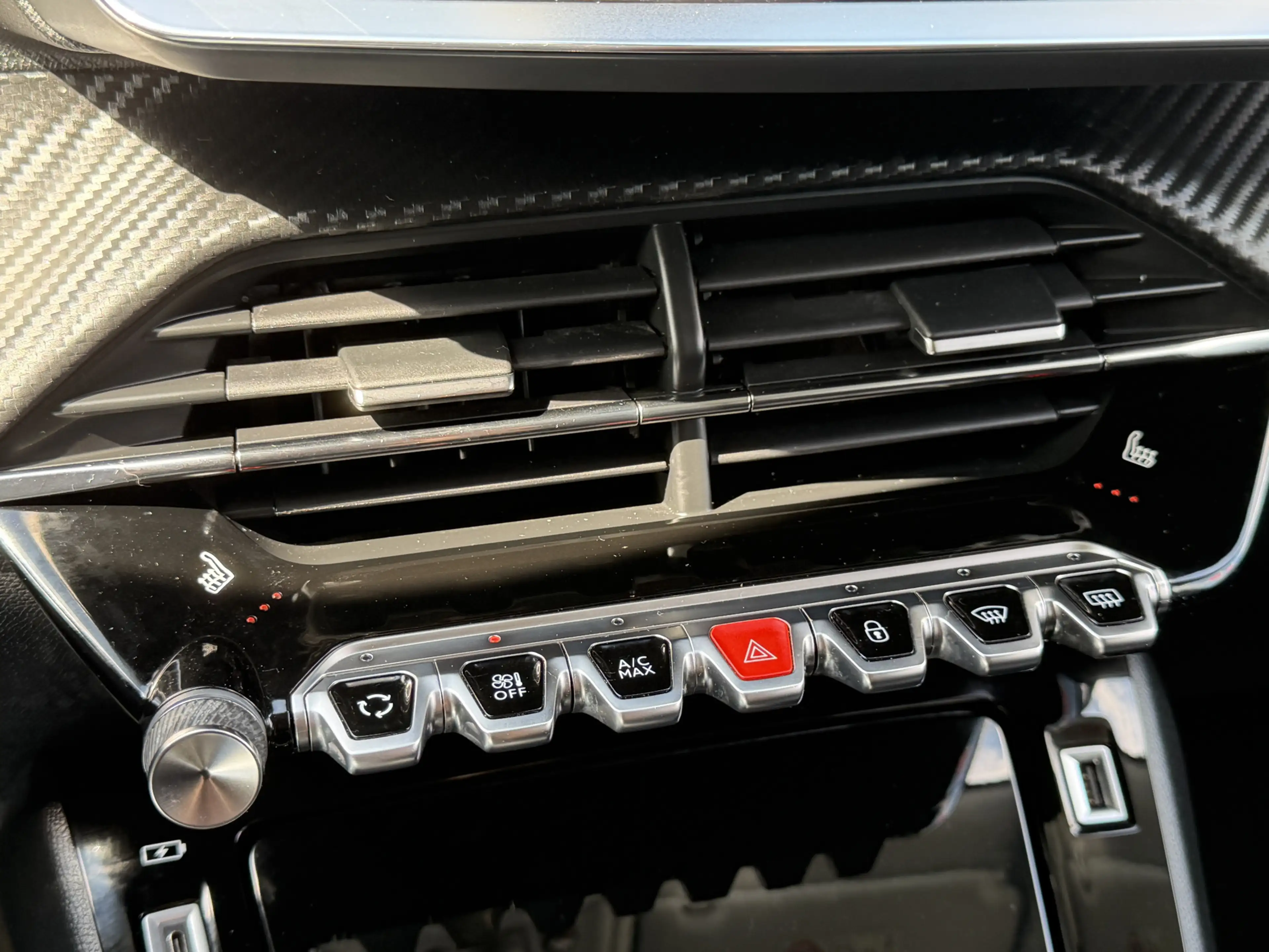 Peugeot e-2008 BWJ 10-2021 | EV 136PK Allure 50 kWh | CLIMA | CAR — photo 45