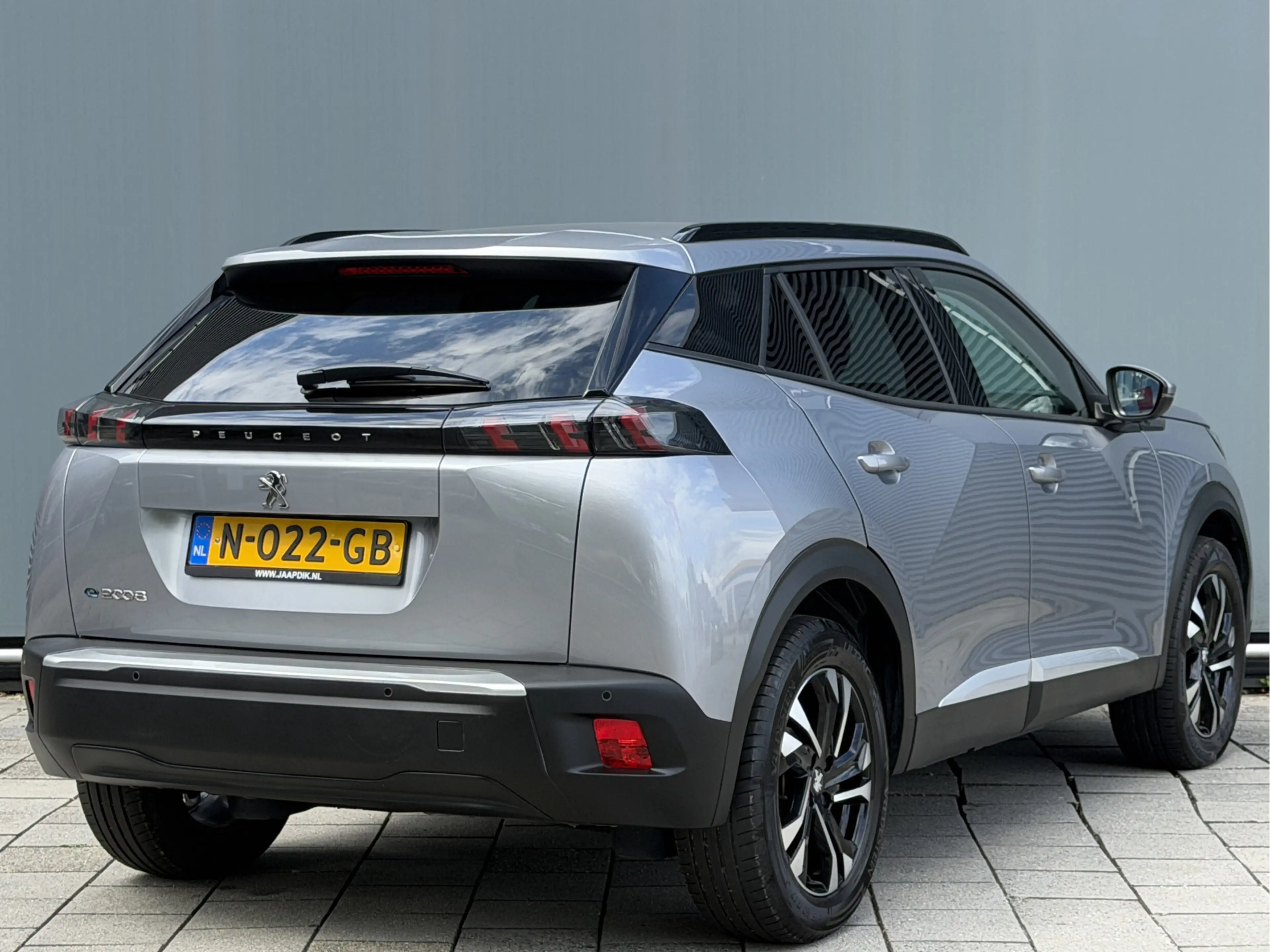 Peugeot e-2008 BWJ 10-2021 | EV 136PK Allure 50 kWh | CLIMA | CAR — photo 2
