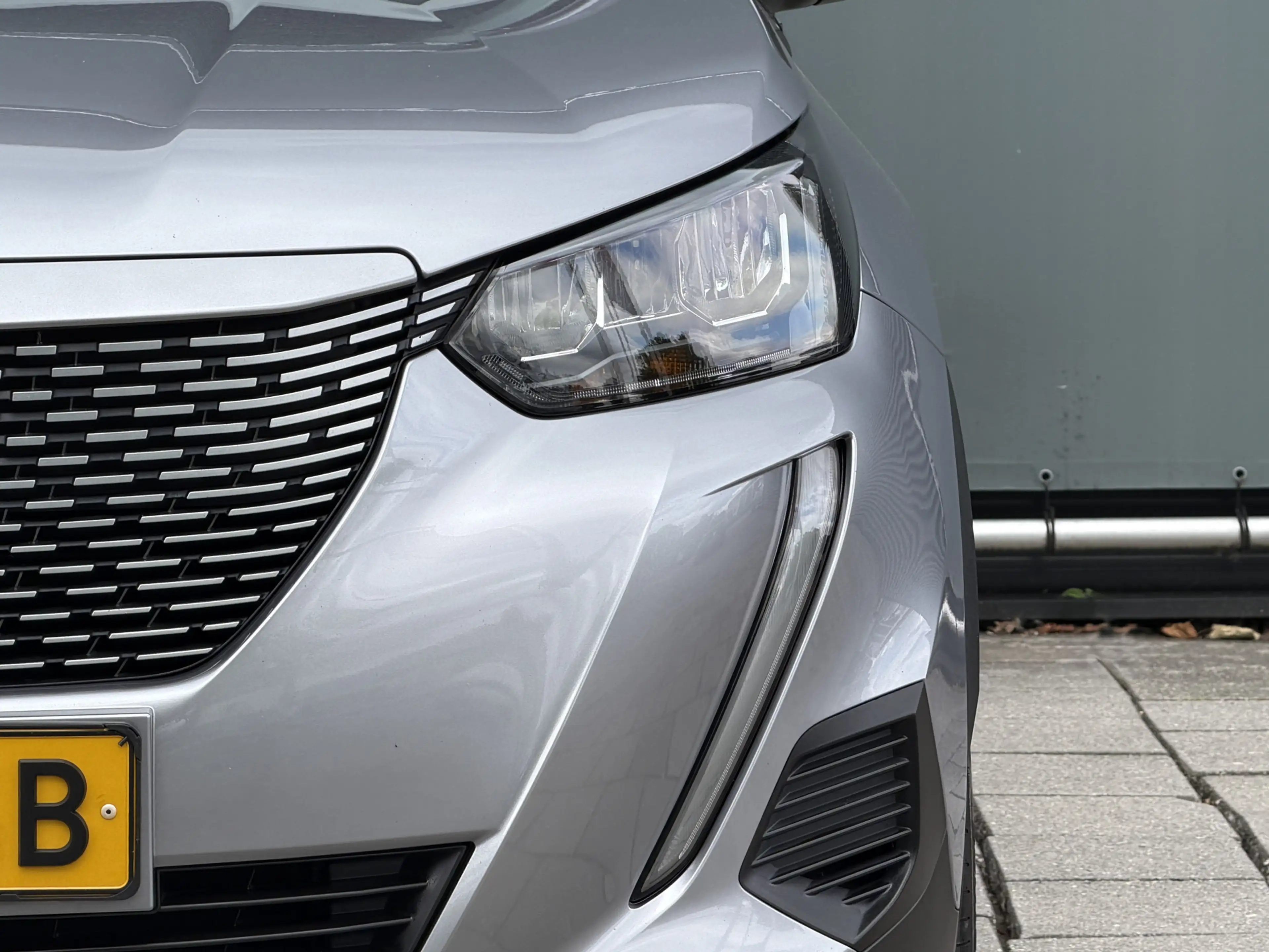 Peugeot e-2008 BWJ 10-2021 | EV 136PK Allure 50 kWh | CLIMA | CAR — photo 33
