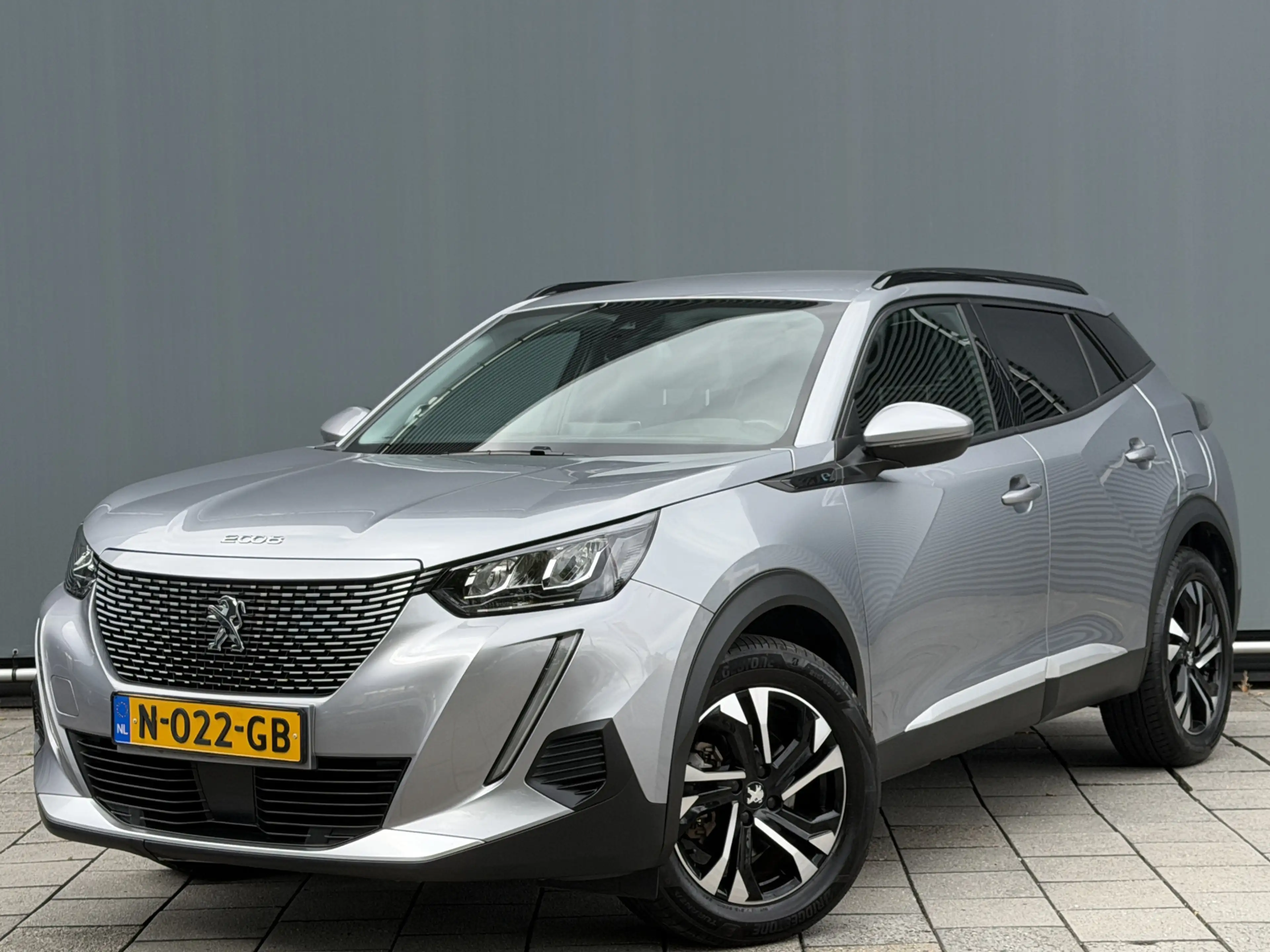 Peugeot e-2008 BWJ 10-2021 | EV 136PK Allure 50 kWh | CLIMA | CAR