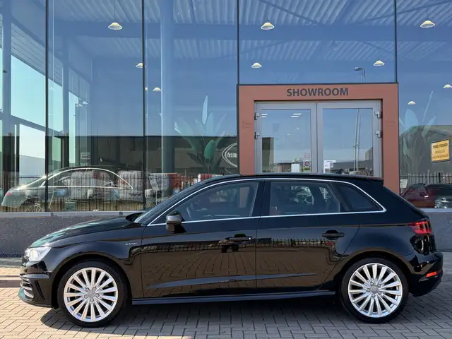 Audi A3 view 10