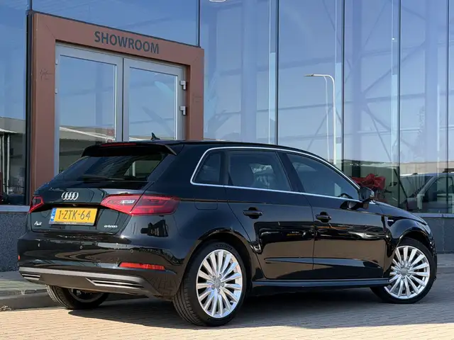 Audi A3 view 11