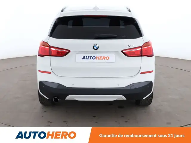 BMW X1 view 5