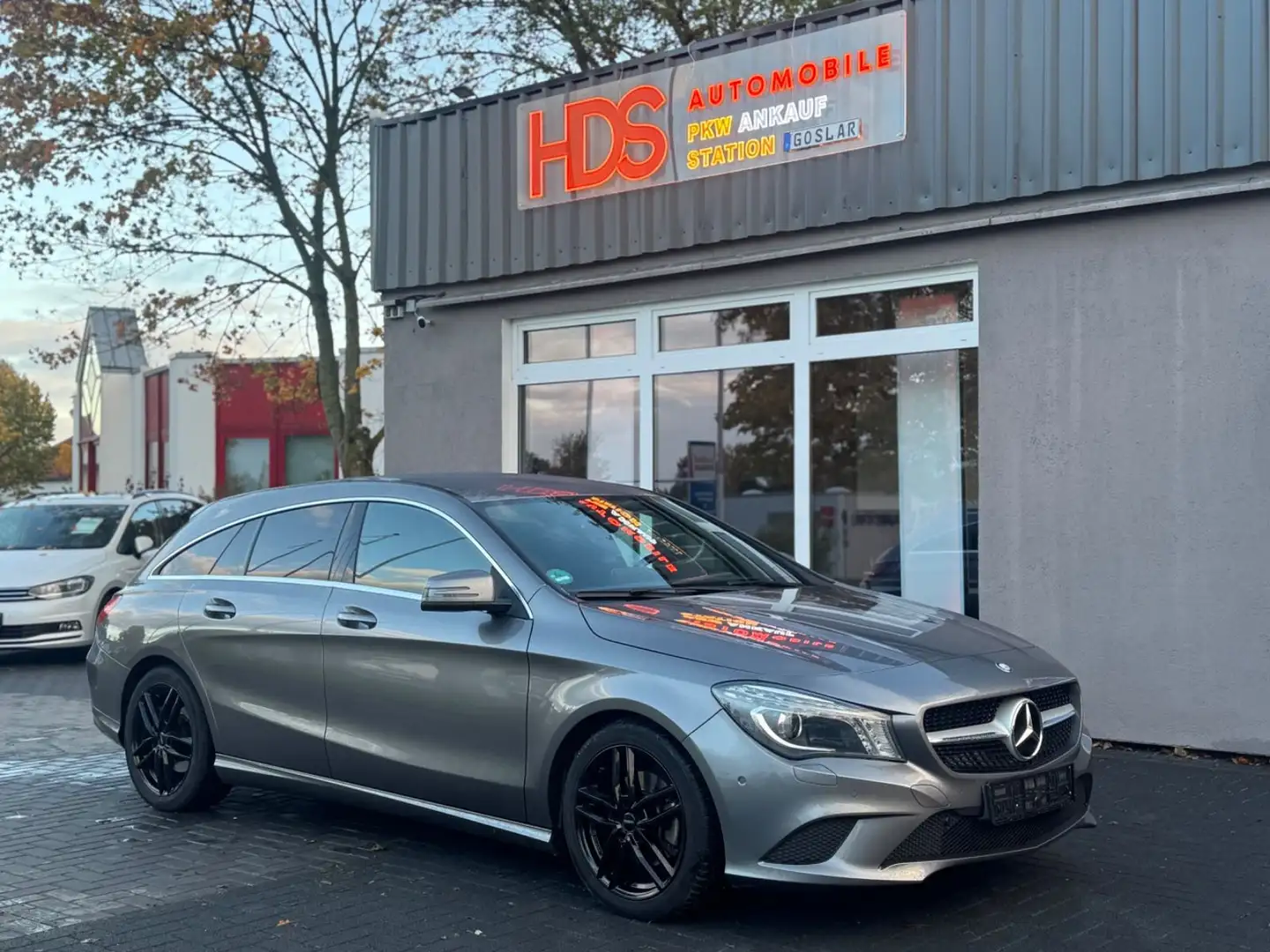 Mercedes-Benz CLA 200 CDI  Shooting Brake Grijs - 1