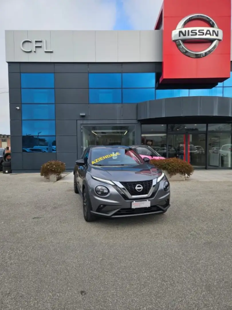 Nissan Juke 1.0 DIG-T 114 CV N-Connecta Gris - 1