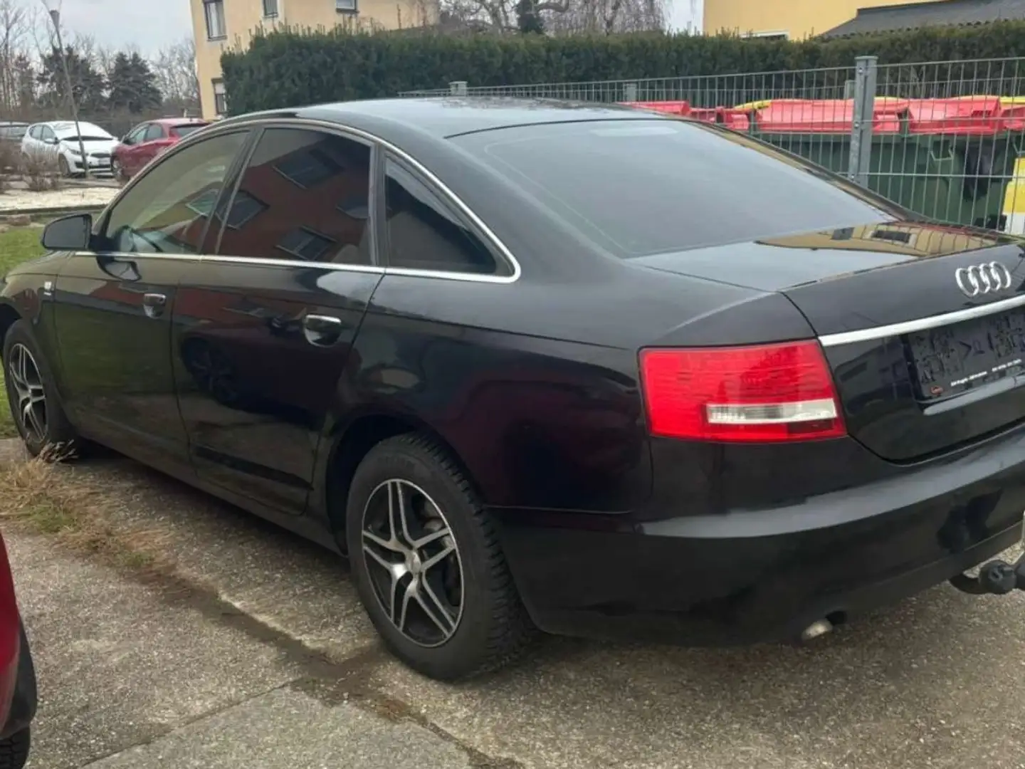 Audi A6 2,0 TDI Noir - 1