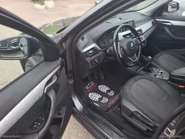 BMW X1 view 13