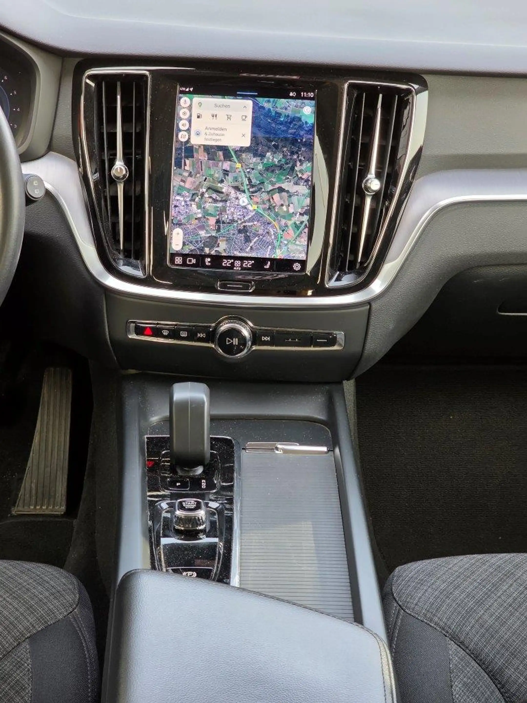 Volvo V60 B3 B DKG Core — photo 15