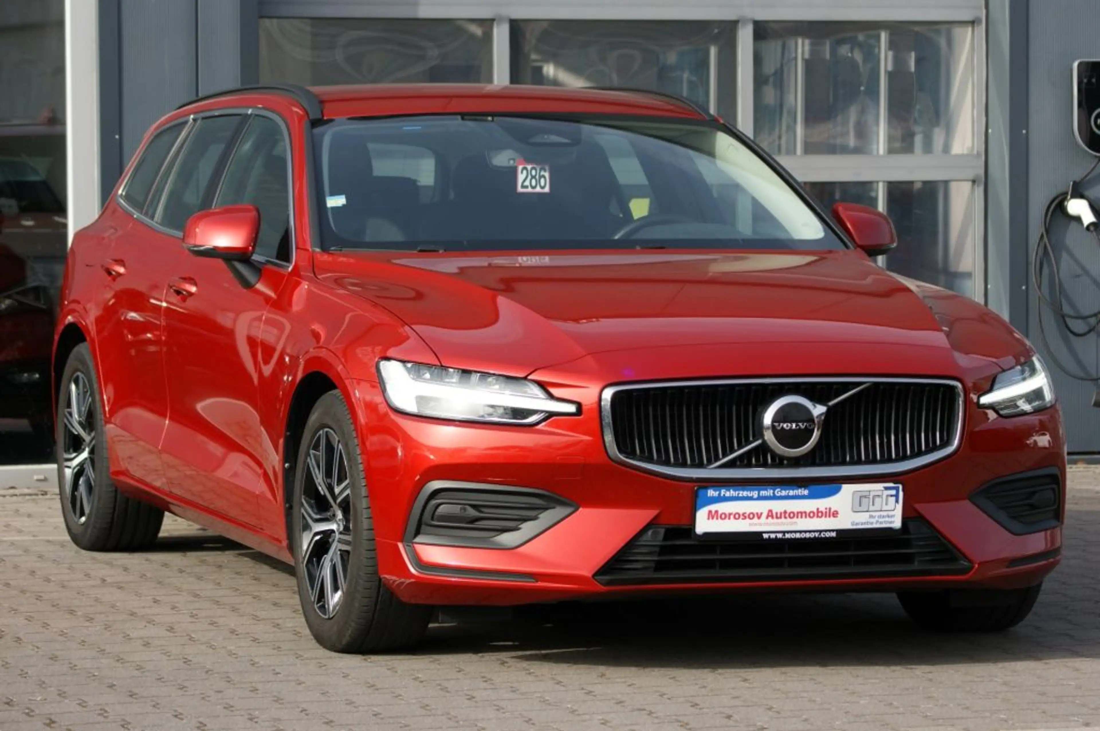 Volvo V60 B3 B DKG Core — photo 2