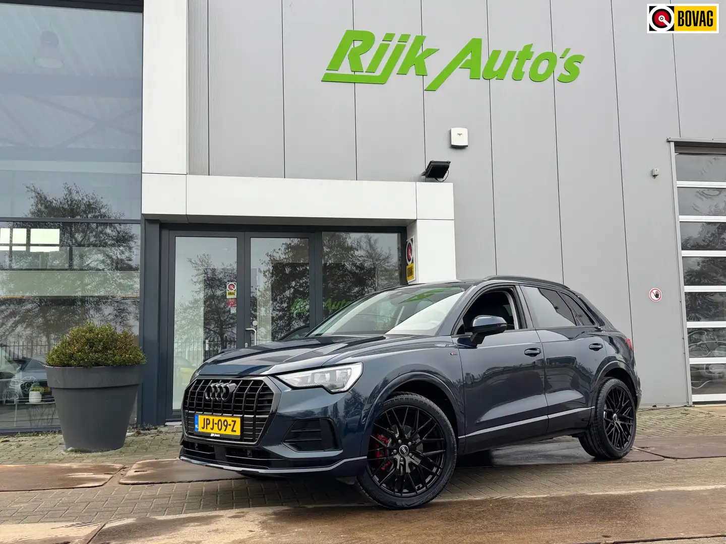Audi Q3 35 TFSI * Leder / Alcantara * Stoelverwarming * Na Blue - 1