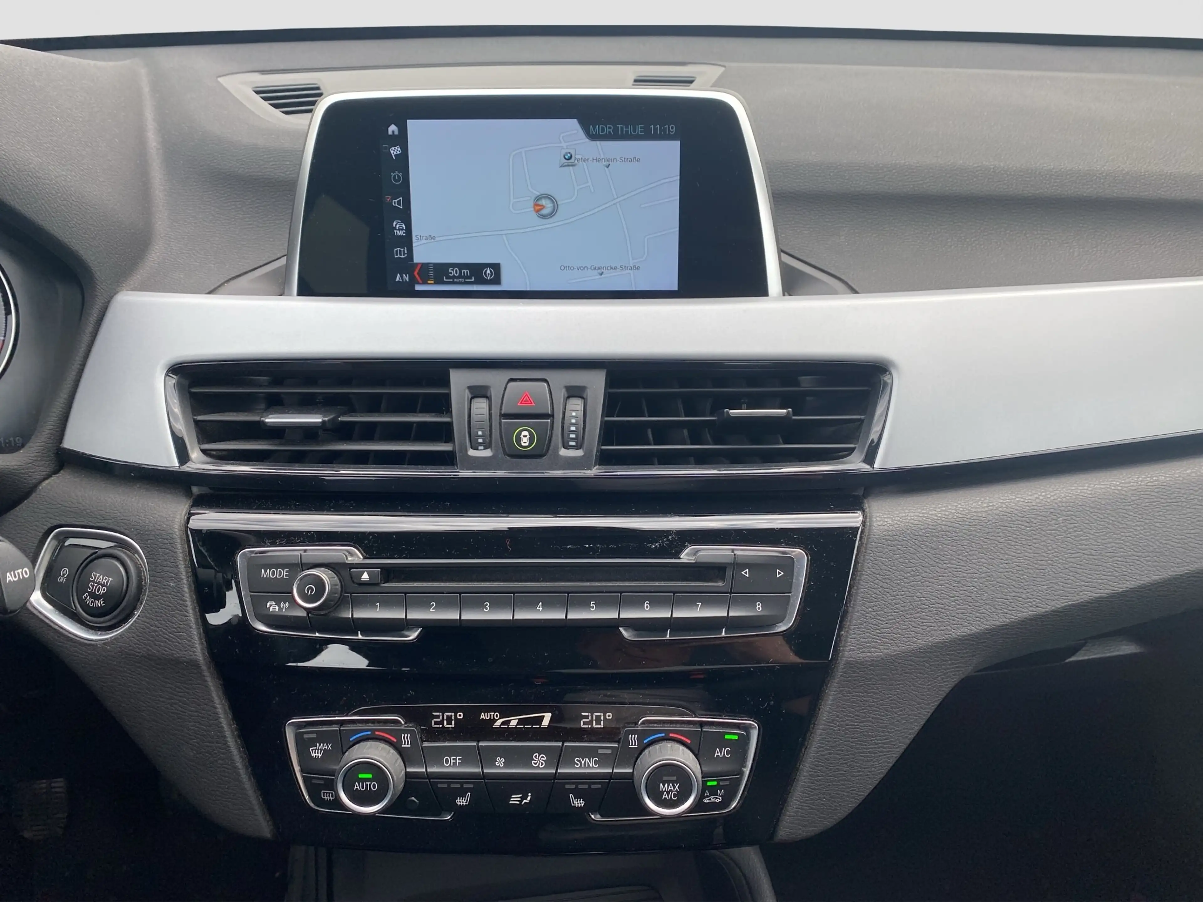 BMW X1 sDrive18i Advantage LED AHK Navi PDC RFK Tempo — photo 14