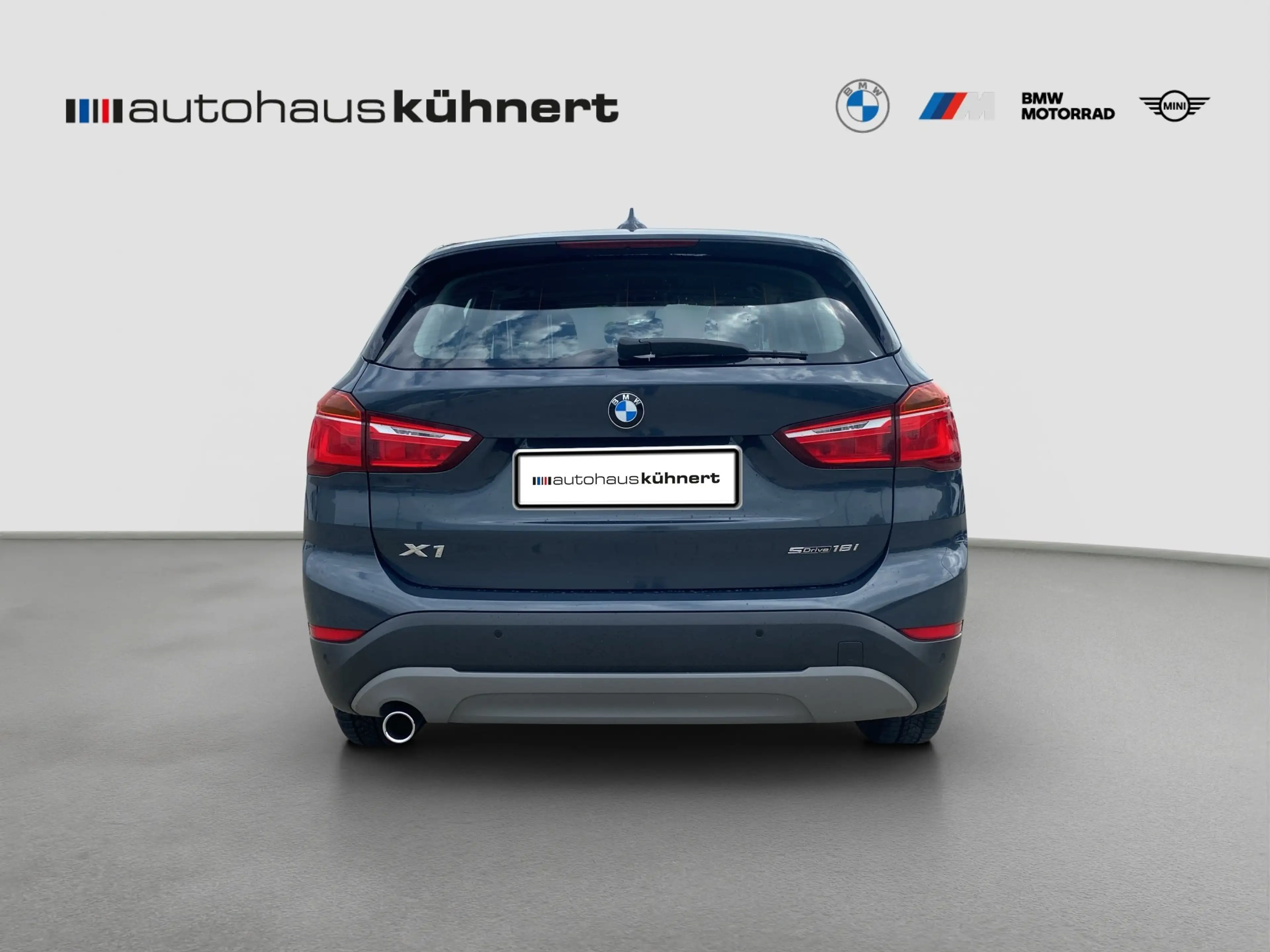 BMW X1 sDrive18i Advantage LED AHK Navi PDC RFK Tempo — photo 6