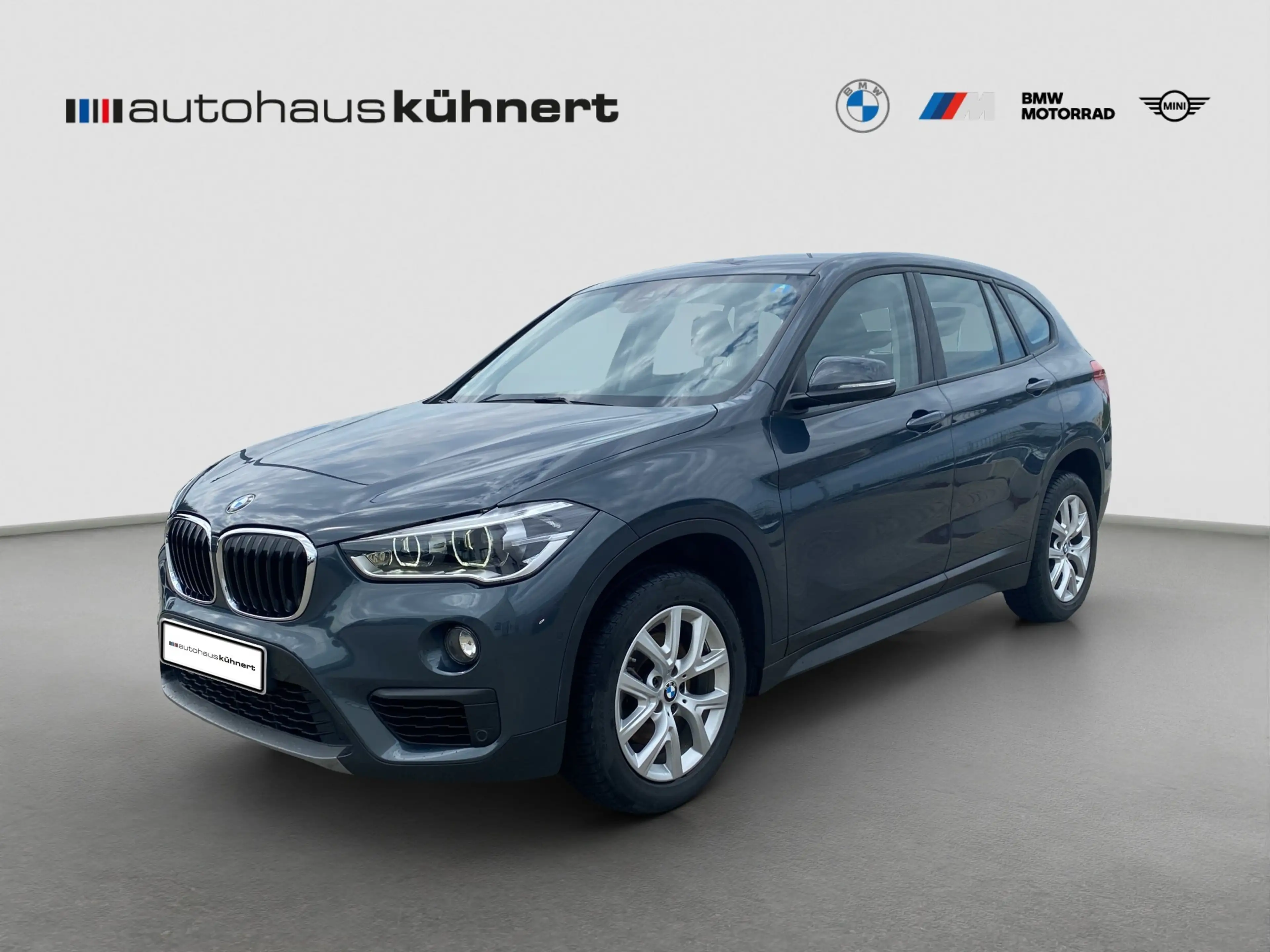 BMW X1 sDrive18i Advantage LED AHK Navi PDC RFK Tempo — photo 2