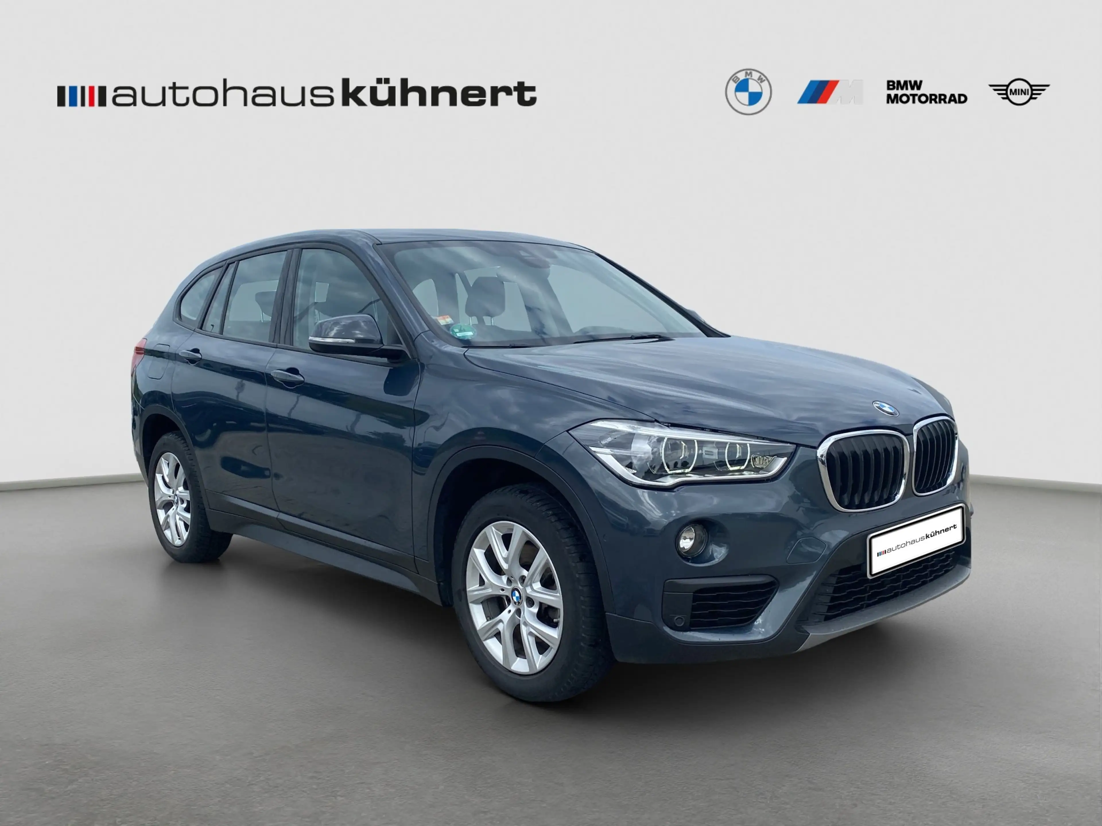 BMW X1 sDrive18i Advantage LED AHK Navi PDC RFK Tempo — photo 9