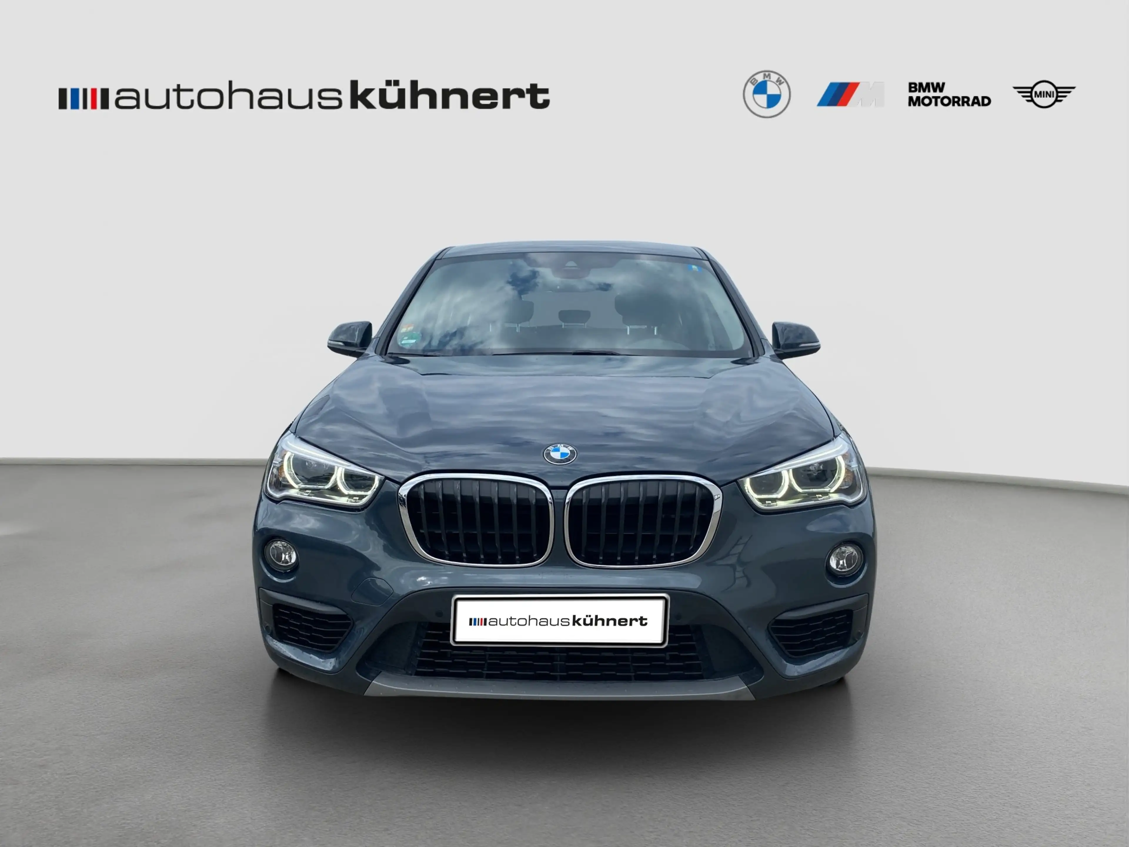 BMW X1 sDrive18i Advantage LED AHK Navi PDC RFK Tempo — photo 3