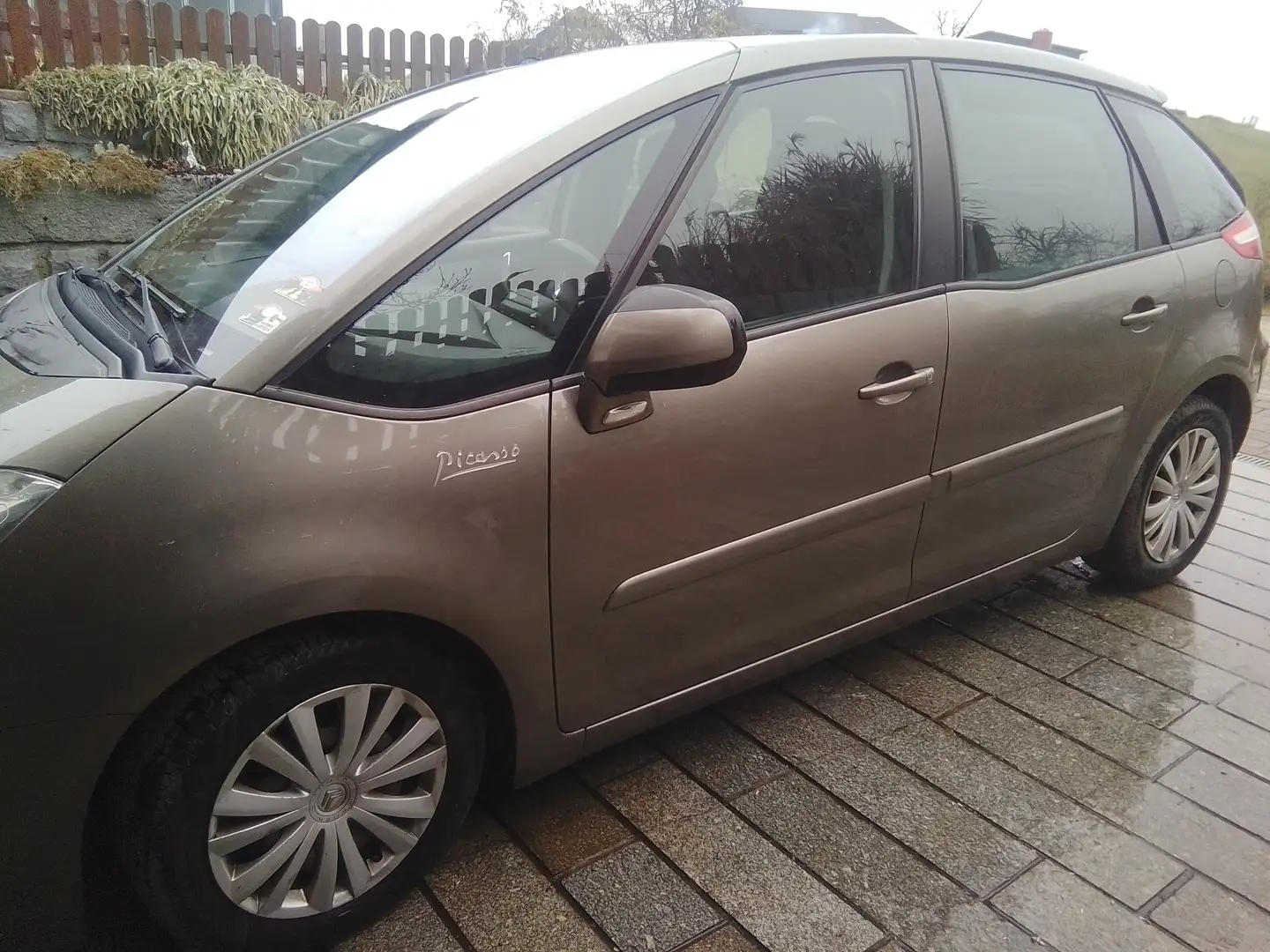 Citroen C4 Picasso C4 Picasso 1,6 Exclusive HDi FAP EGS6 Exclusive - 2