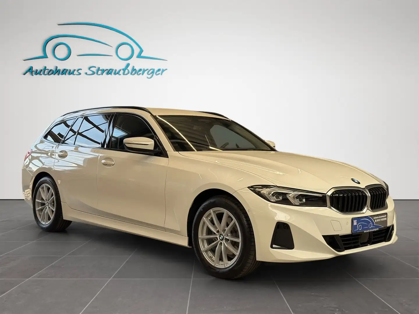 BMW 318 i Touring ACC KZU LrHz SHZ H&K RFK 3Z DAPro Weiß - 2