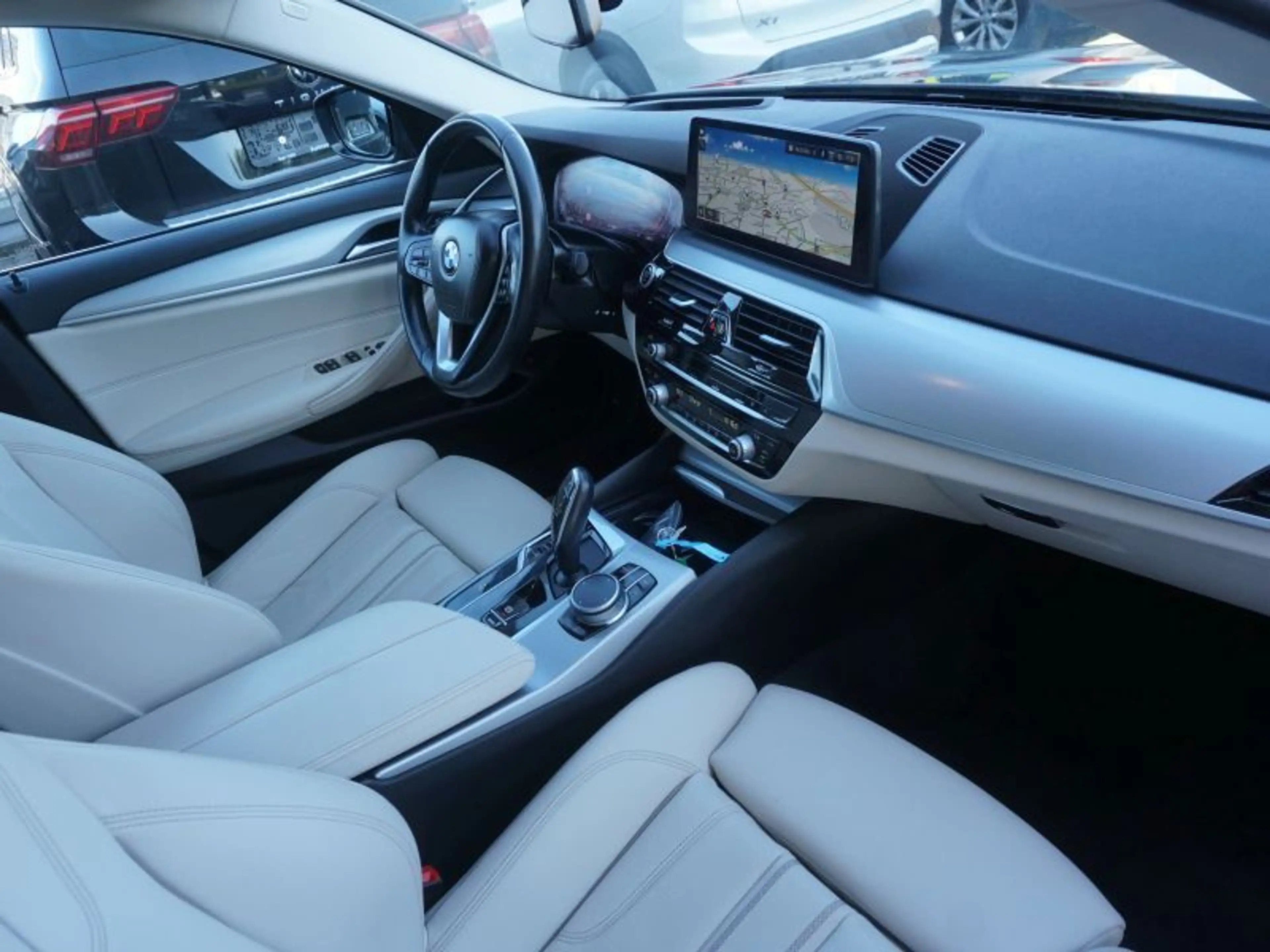 BMW 518 d Touring Aut. *2022er+TOPAUSSTATTUNG* — photo 11
