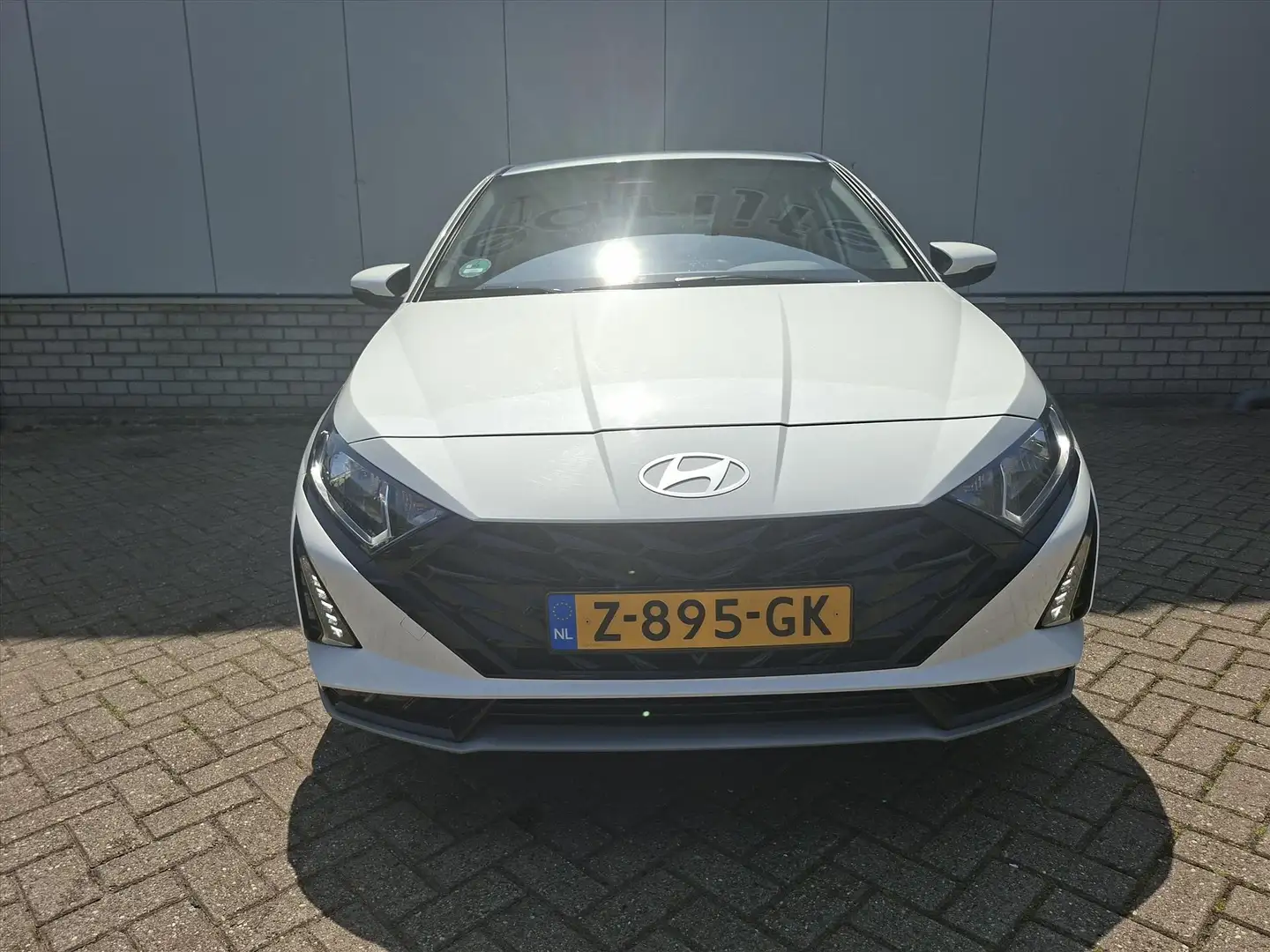 Hyundai i20 1.0 T-GDI MHEV 100pk DCT Automaat I Comfort Smart Wit - 2