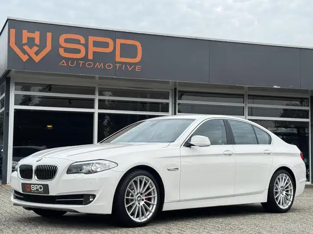 BMW 525 5-serie 525d High Executive|El.Trekhaa|Leder|Xenon