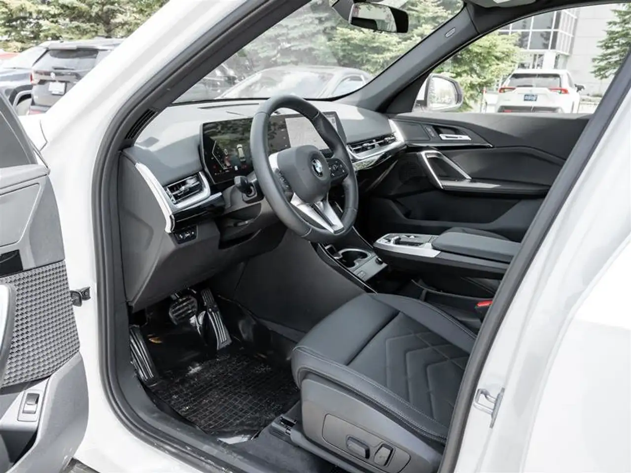 BMW X1 снимка BMW X1